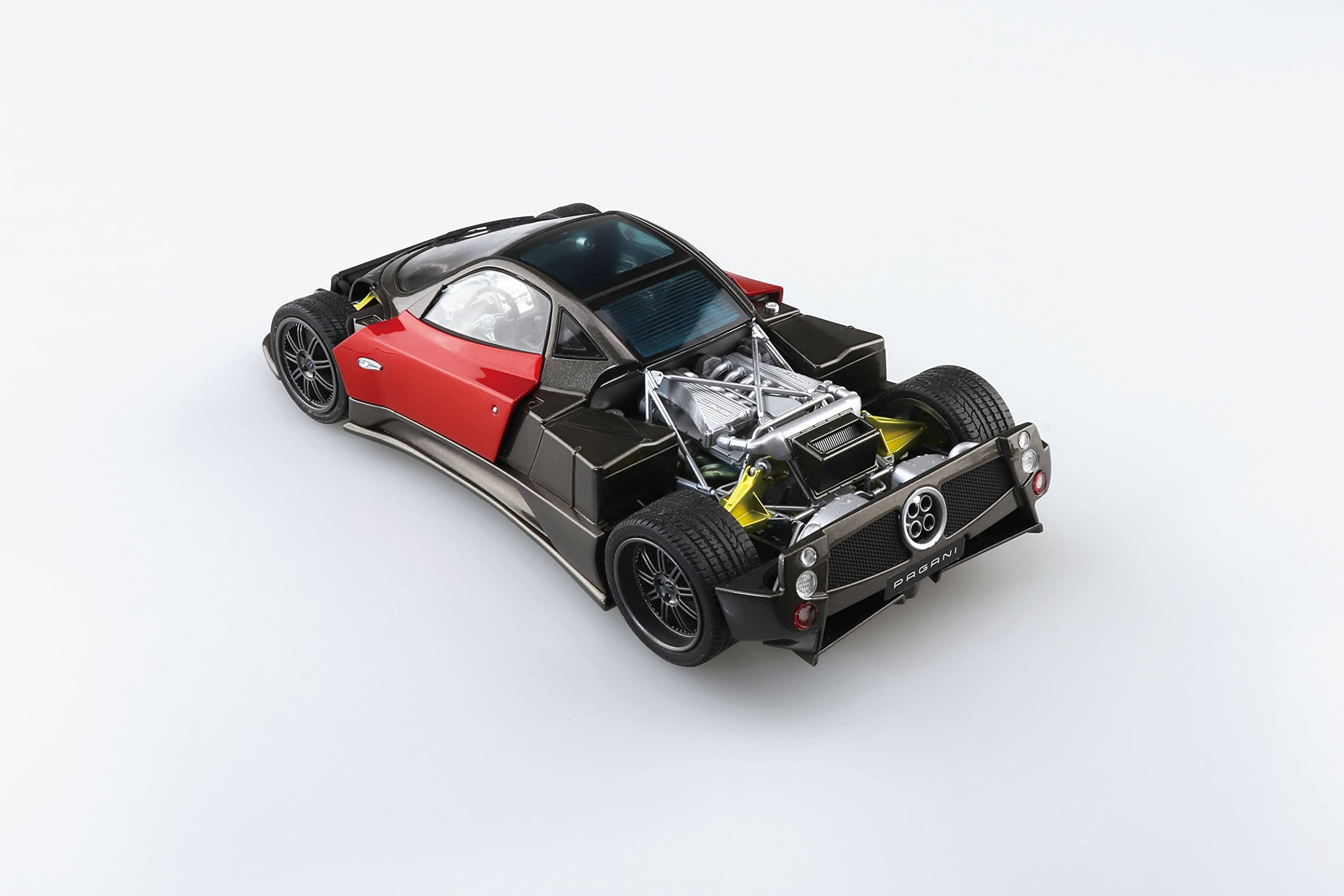 Aoshima - pagani zonda f 2005