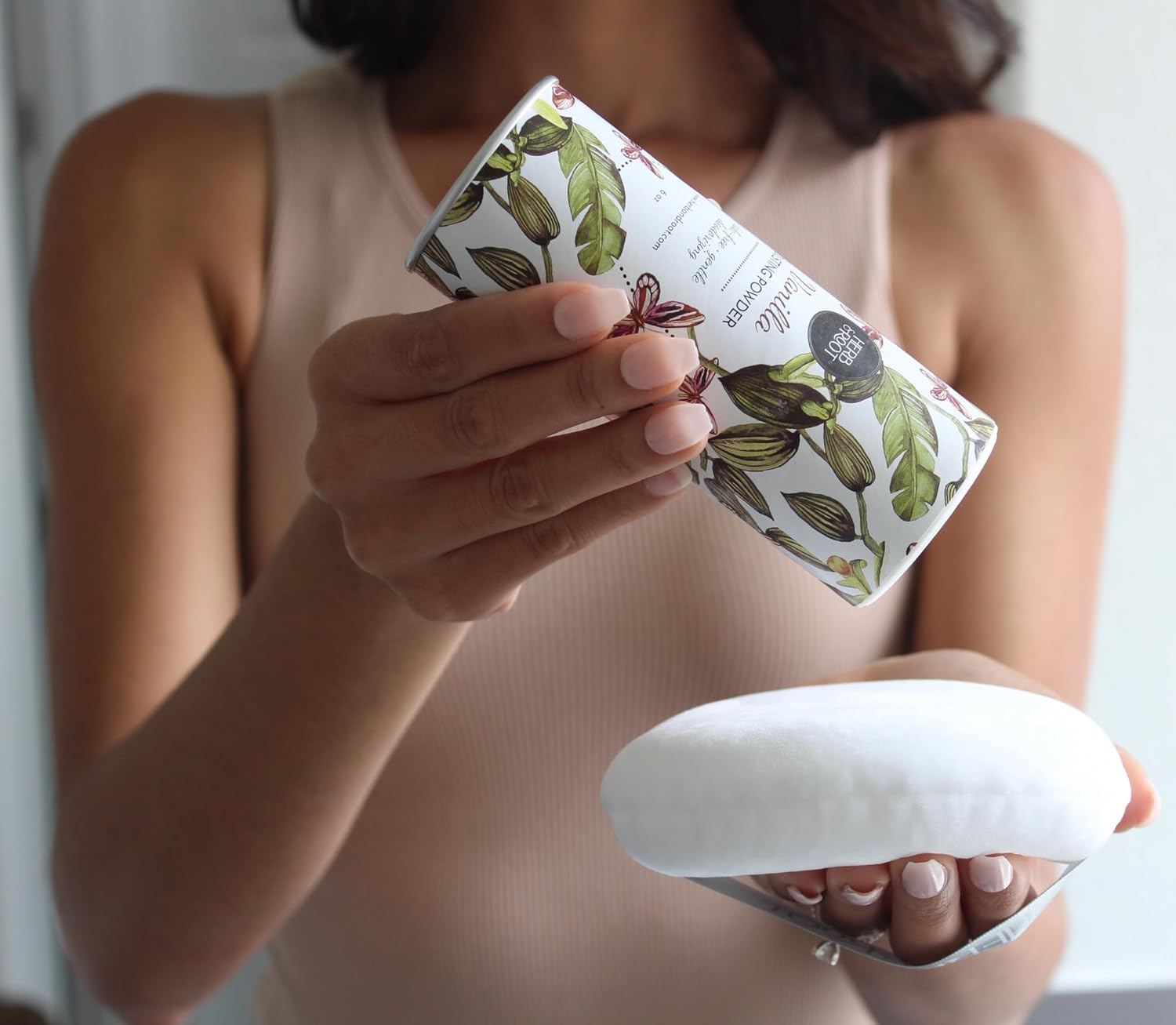 Herb & Root Body Powder Gift Set- Oprah's Favorite Things, 3 Talc-Free Scents: Lavender, Rose, Vanilla, Large Puff - Image 7