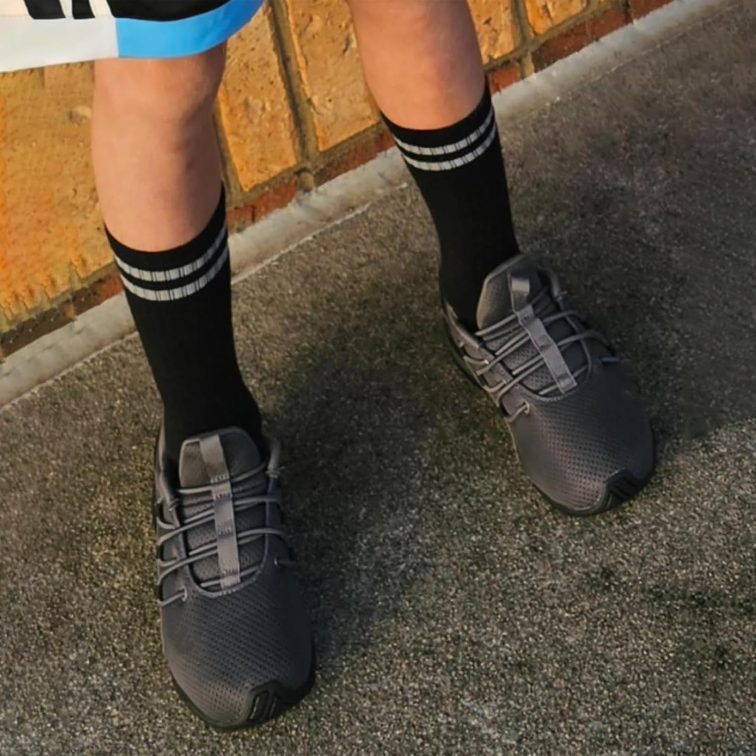 Comfoex 10 Pairs Boys Crew Socks - 4-6, 6-8, 8-10 Years Old Athletic Calf Long Socks For Kids - Half Cushioned Cotton - Image 2