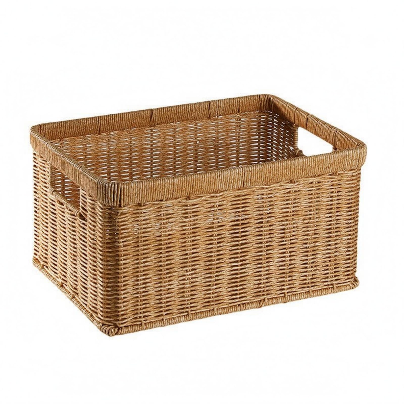 Panier tressé imitation rotin café clair aux finitions artisanales