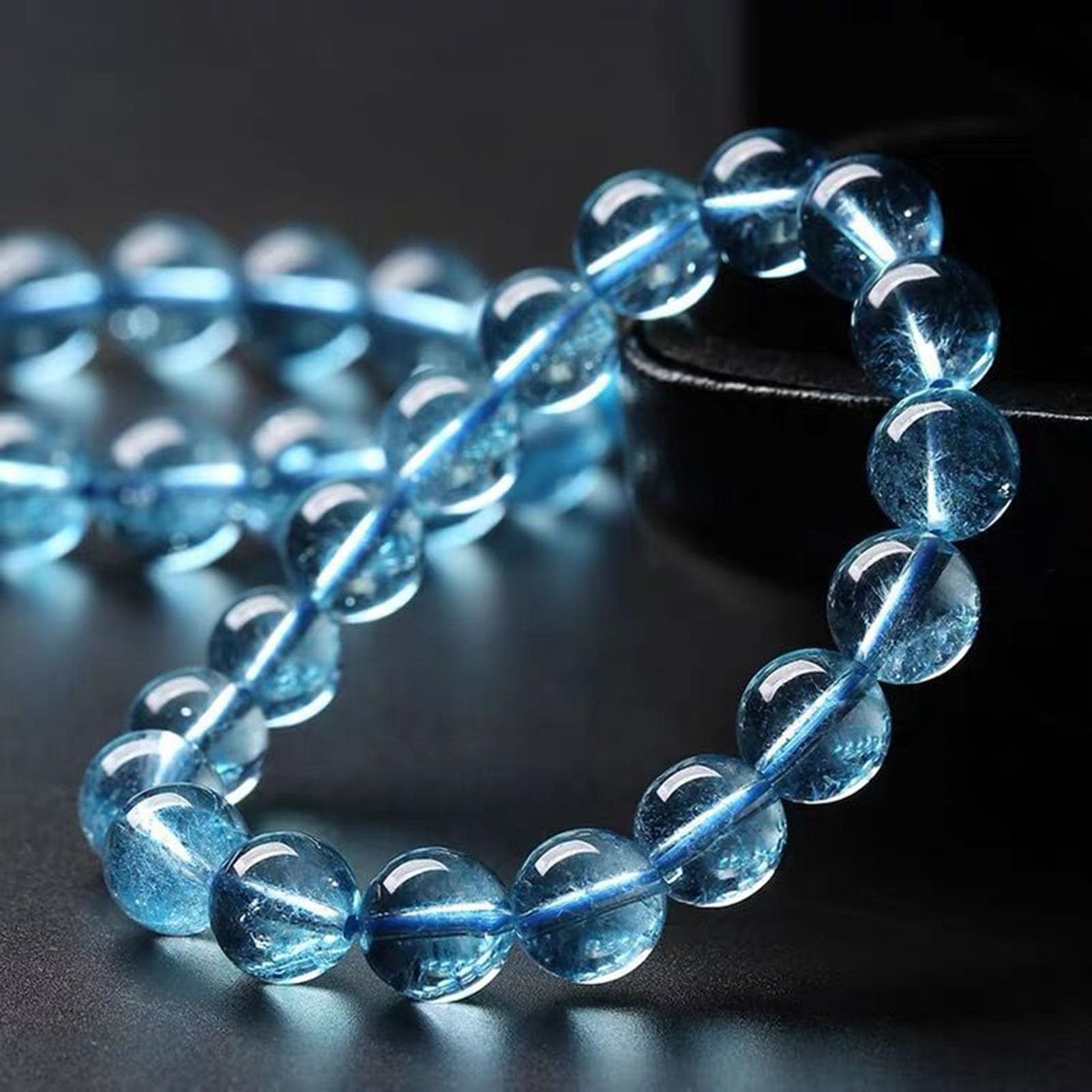 Pulsera de Piedra Aguamarina, Pulseras elásticas de Piedra auténtica, Pulsera de Cuentas de Cristal Azul Claro para la Paz y la claridad, joyería elástica Ajustable para Mujer,8MM
