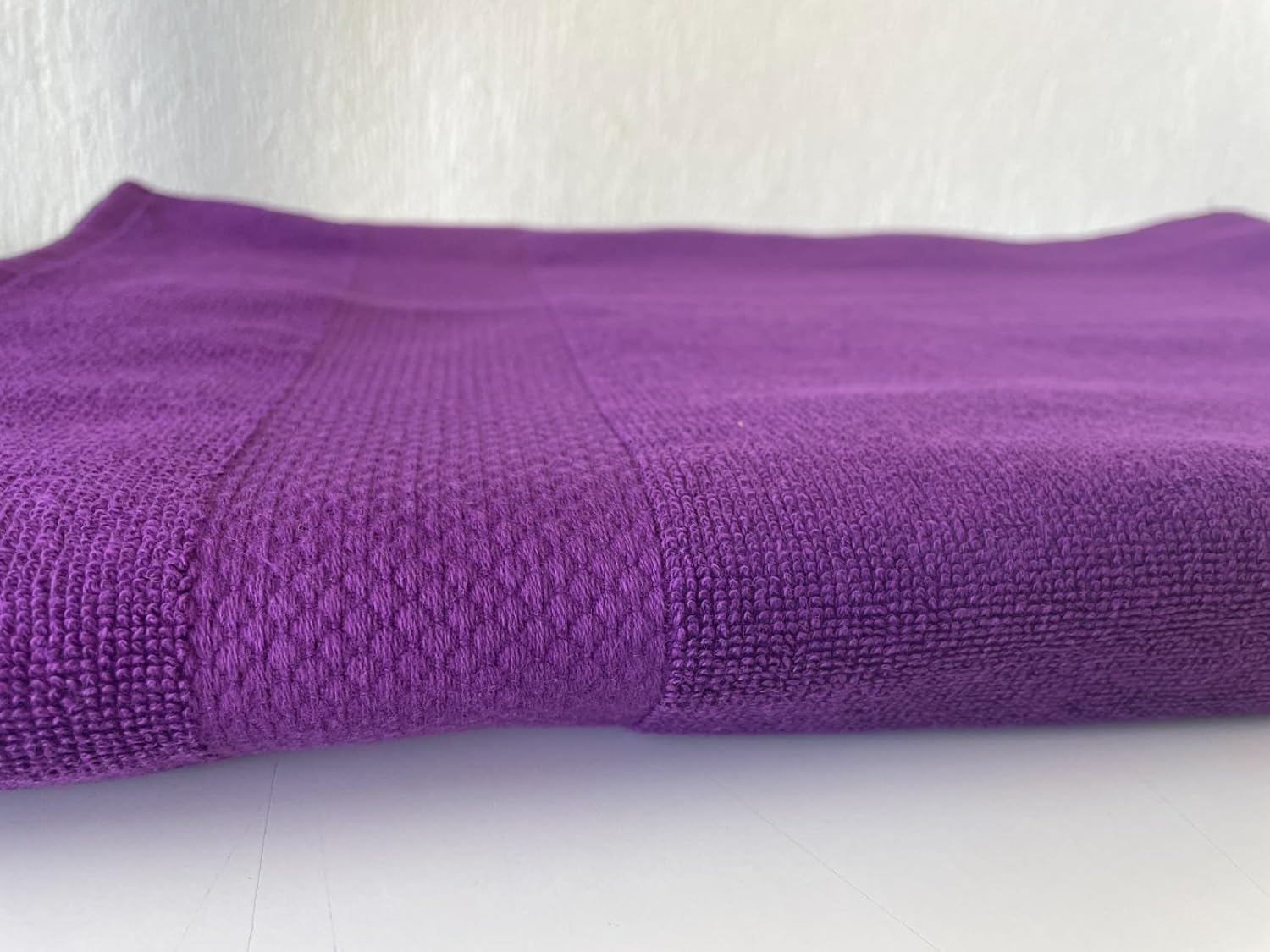 DEKADRON Extra Large Oversized Bath Towels,100% Cotton Turkish Towels, Maximum Softness and Absorbency Bath Sheet, Heavy Weight 1000 Grams 35 Ounces (Purple 1 Pcs)