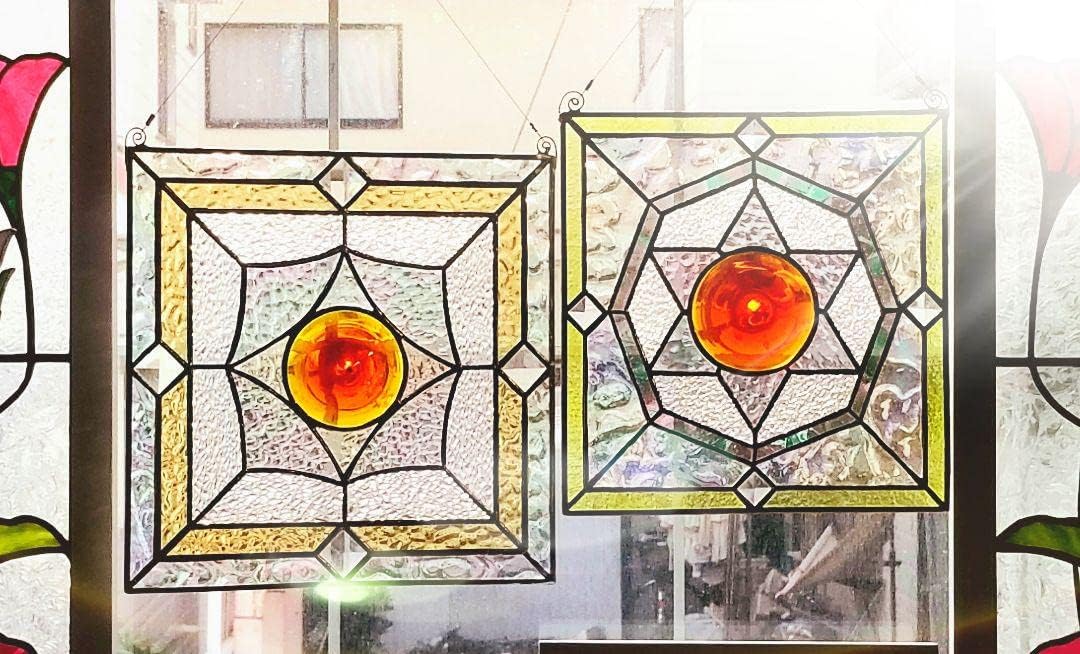 ステンドグラス　おひさまモチーフのパネル おひさまモチーフ ステンドグラス パネル ステンドグラスおひさま