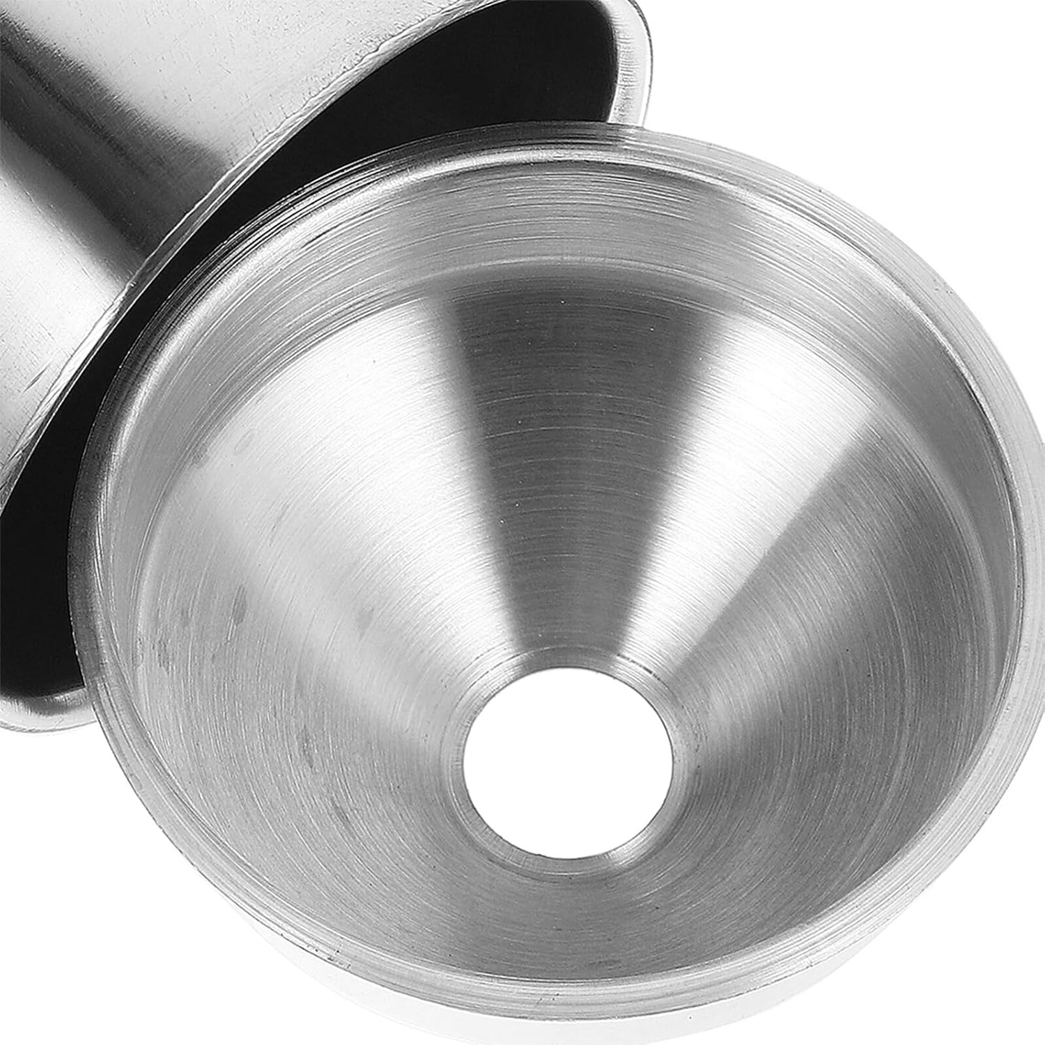 Didiseaon Stainless Steel Car Ashtray with Funnel Lid 2pcs Windproof Portable Interior Ash Tray for Office and Drivers