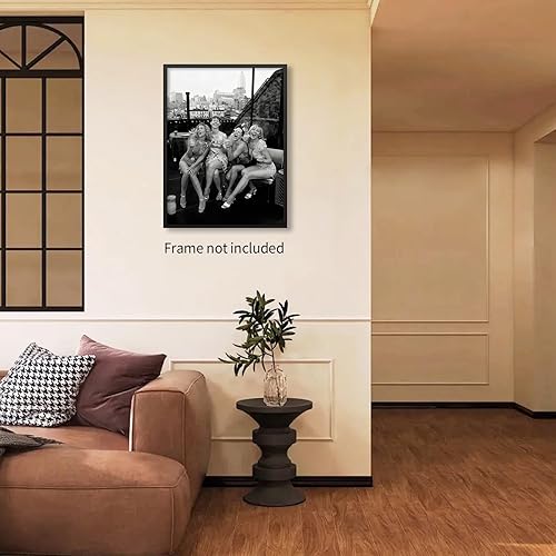 Miniatura 3 de Retro Black And White Woman Canvas Wall Art Fashion Rooftop Party Posters Trendy Glam Girly Prints Pictures Woman Cheers Aesthetic Painting for