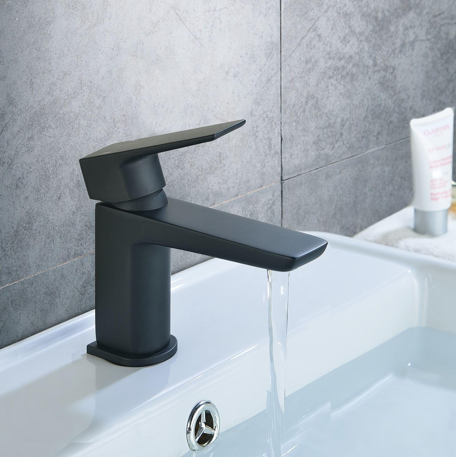 FNX Bathrooms Modern Matt Black Square Basin Mono Mixer TapSolid Brass Deck Mounted from B&Q