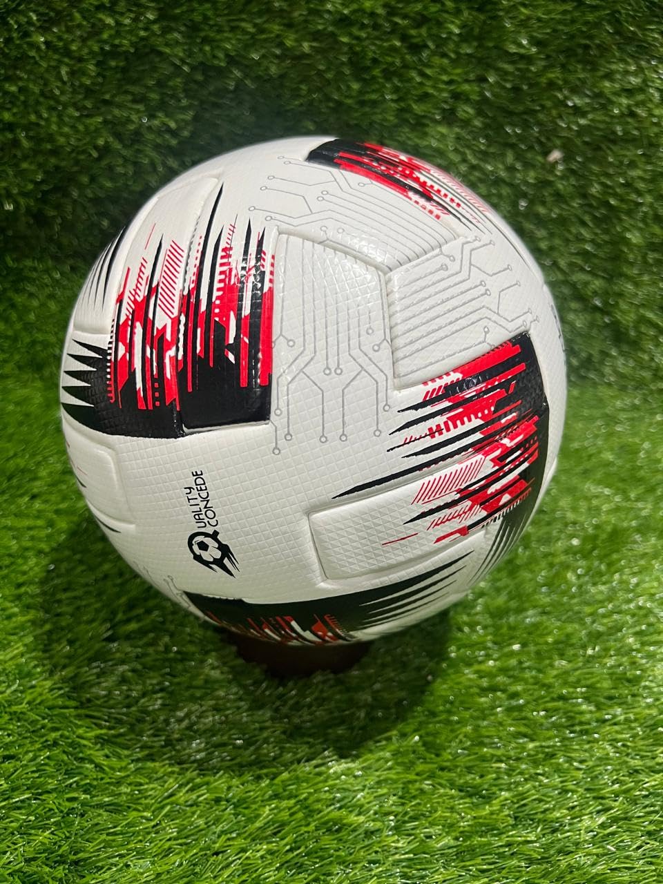 Pallone da calcio professionale, misura 5, termosaldato, in PU, Prisma goffrato, 6 pannelli, colore rosso e nero su bianco, palla ufficiale per adulti e ragazzi
