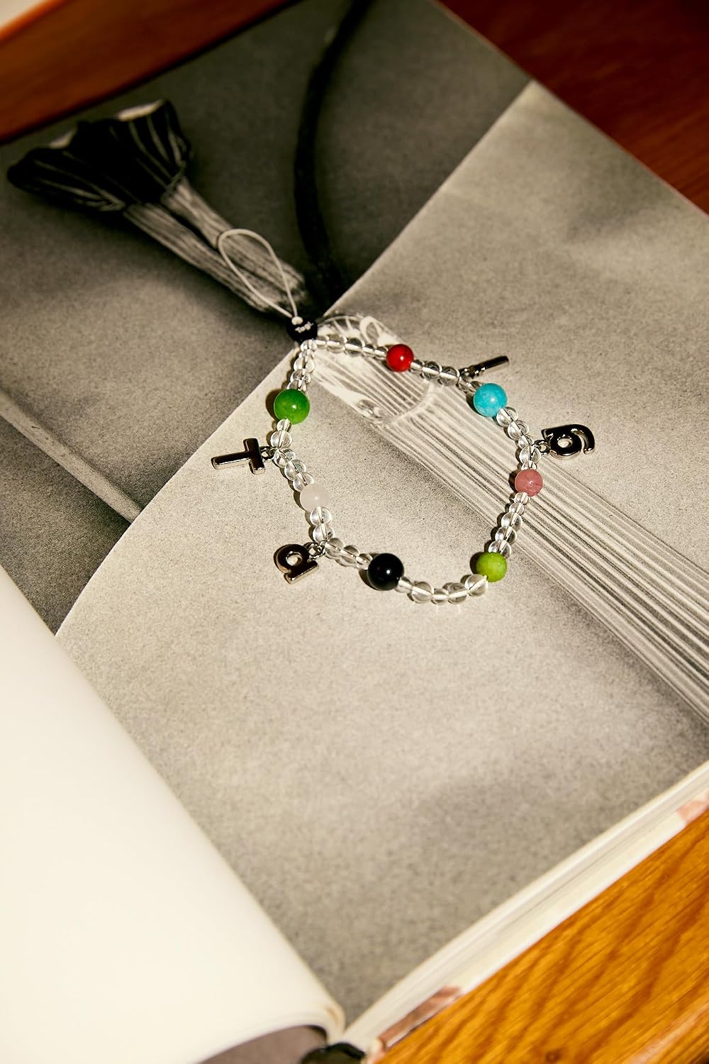 Tagi. Imagine Phone Charm, Natural Stone Acrylic Detachable Hands-Free Phone Wrist Strap Chain for Women