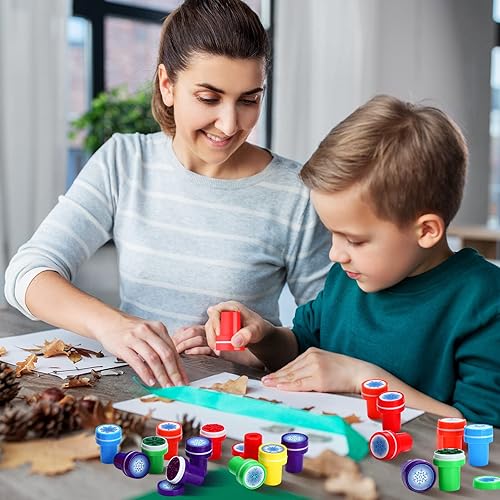 Miniatura 6 de Skylety 60 sellos de invierno con diseño de copos de nieve, sellos de plástico de colores surtidos para hacer tarjetas, regalos de fiesta de