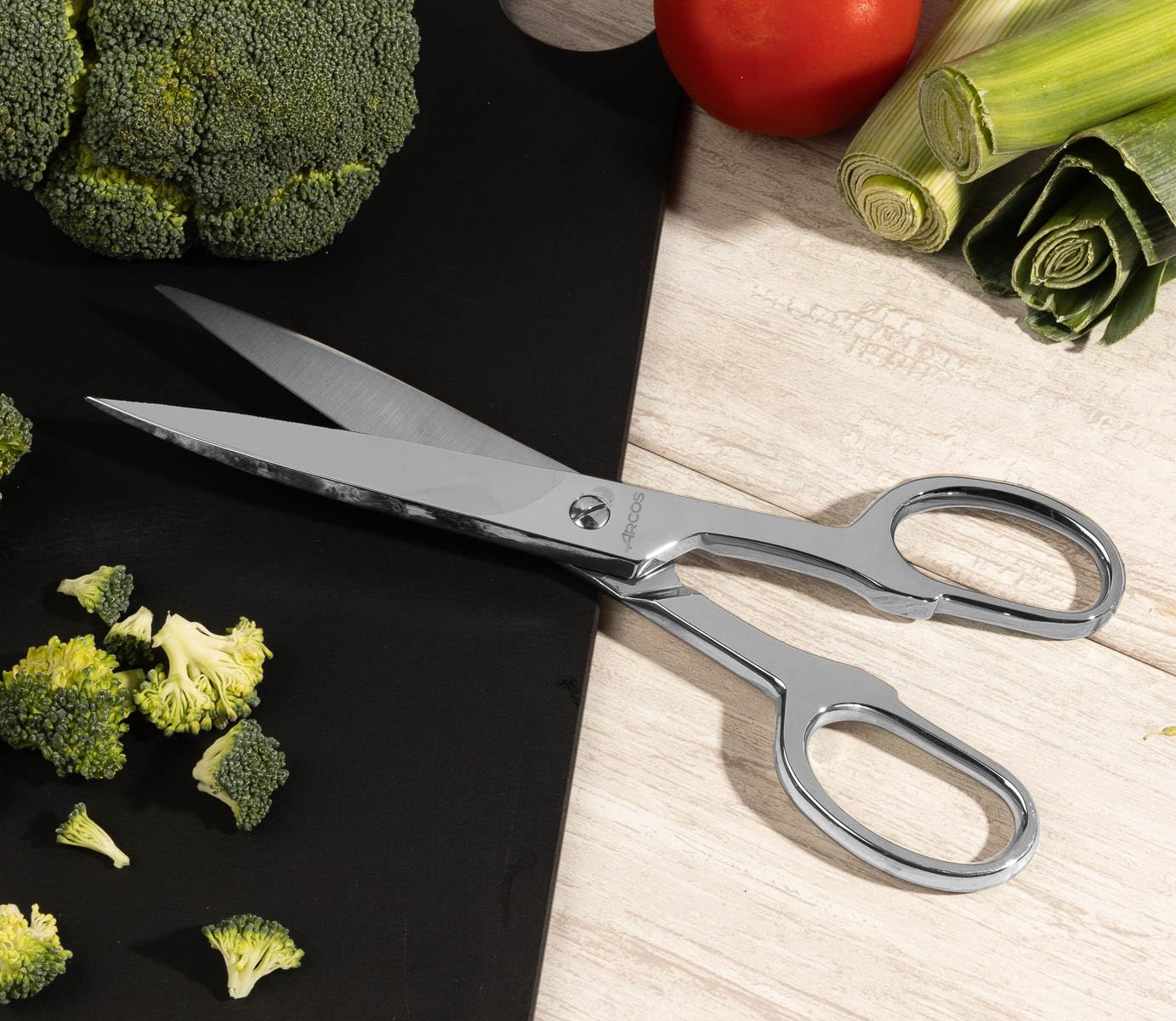 Arcos Tijeras de Cocina Forjadas - Acero Inoxidable 225 mm - Uso Doméstico y Profesional - Serie Forged - Mango Ergonómico para Corte Preciso y Duradero