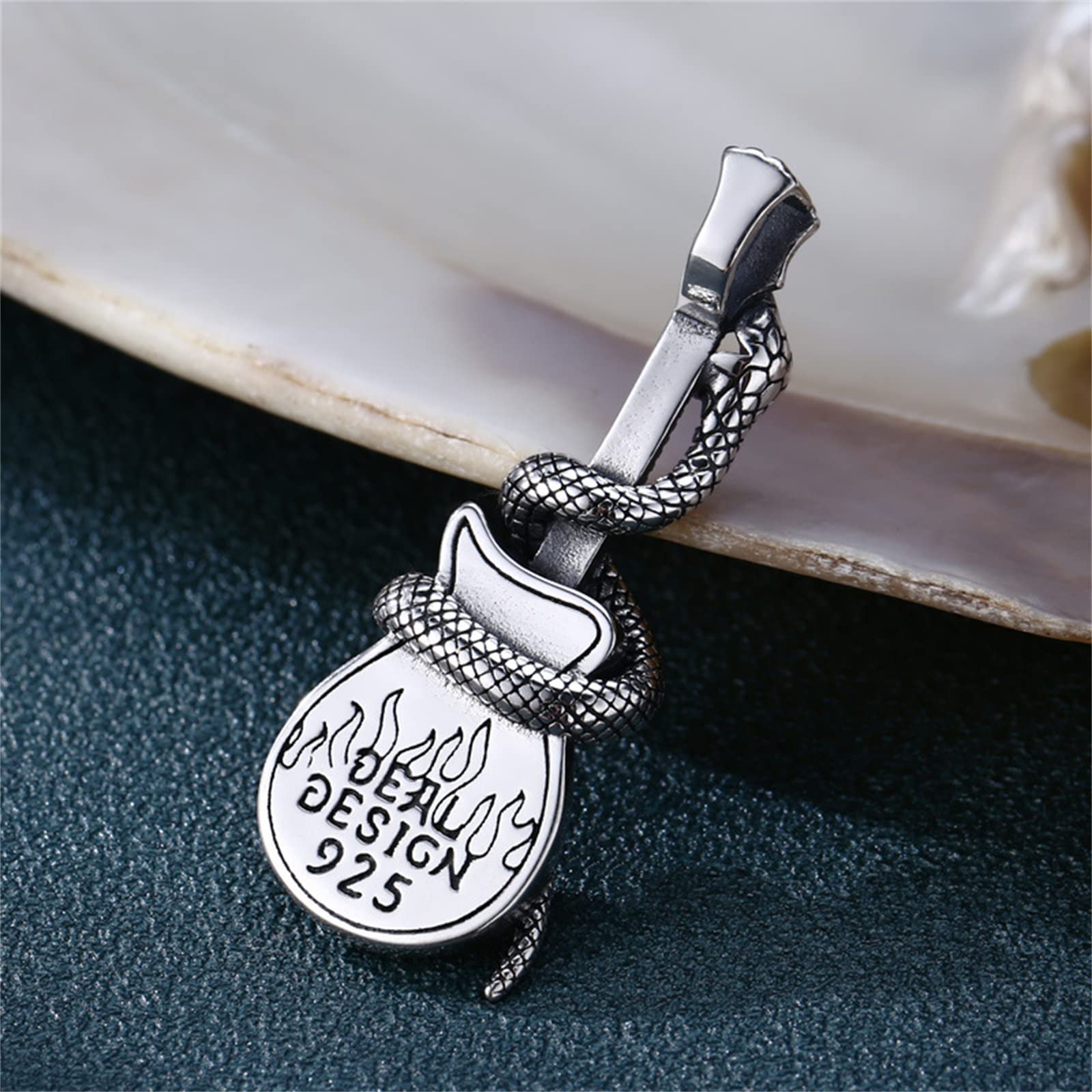 Ciondolo Serpente per Chitarra da Uomo, Collana con Ciondolo in Argento Sterling S925 con Serpente per Chitarra Vintage Gotica,Argento,Single Pendant