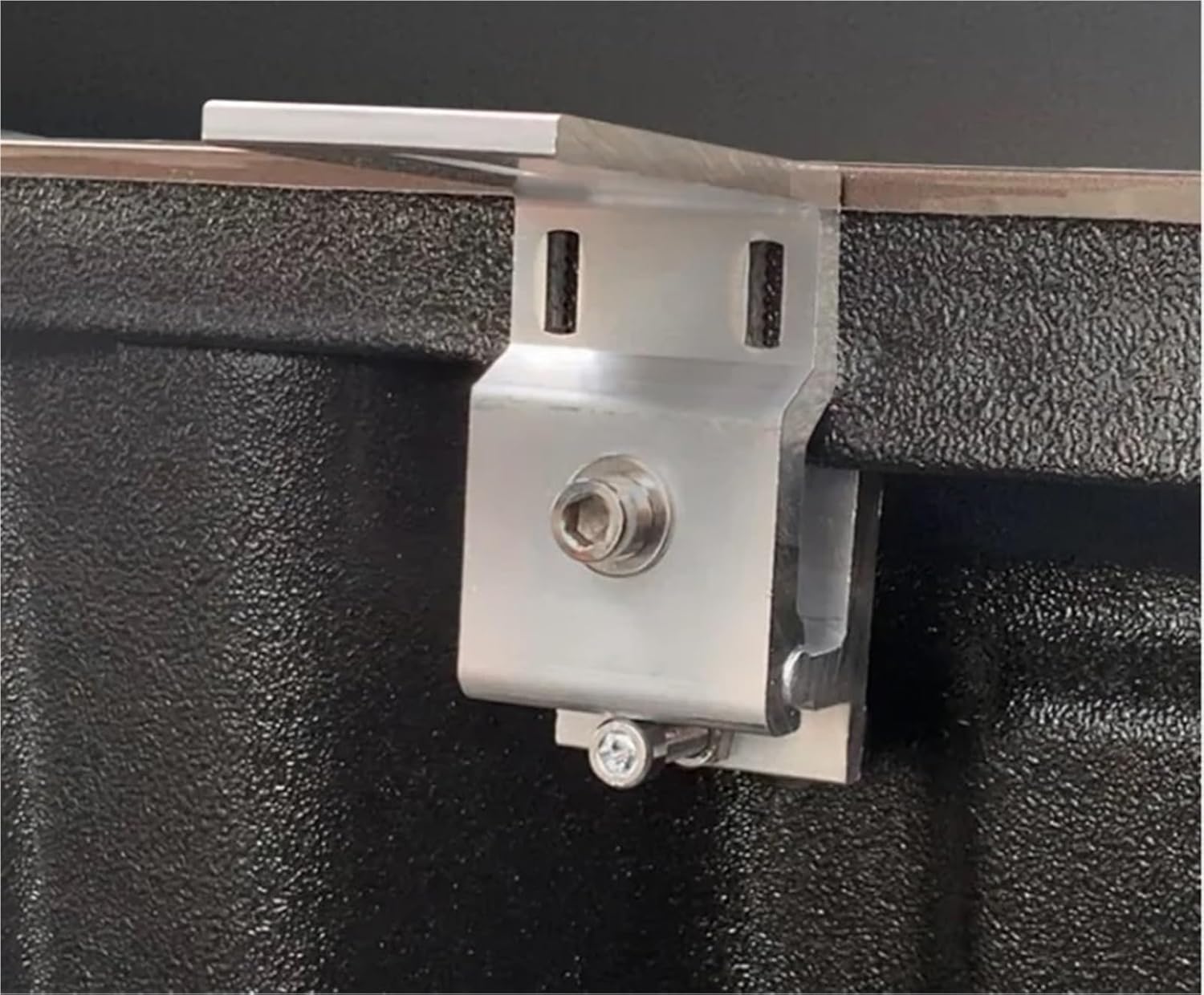 Aluminum Hard Retractable Pickup Truck Bed Cover Compatible with Ford Ranger Electric Tonneau Cover