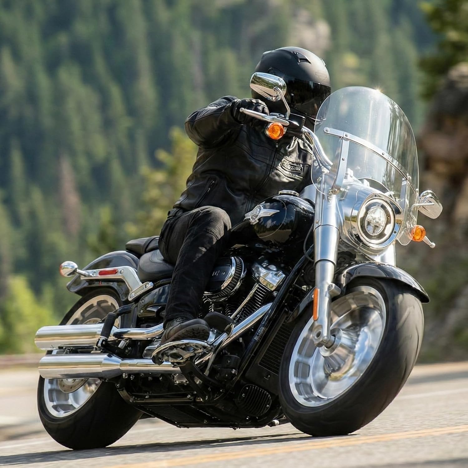 CHIFUN 18.8" Clear Windshield for 2018-2025 Fat Boy FLFB/FLFBS, 2025 2026 Fat Boy Gray Ghost FLSTFI, Windscreen Airflow Wind Deflector for Motorcycle Softtail Accessories (Chrome Clamp)