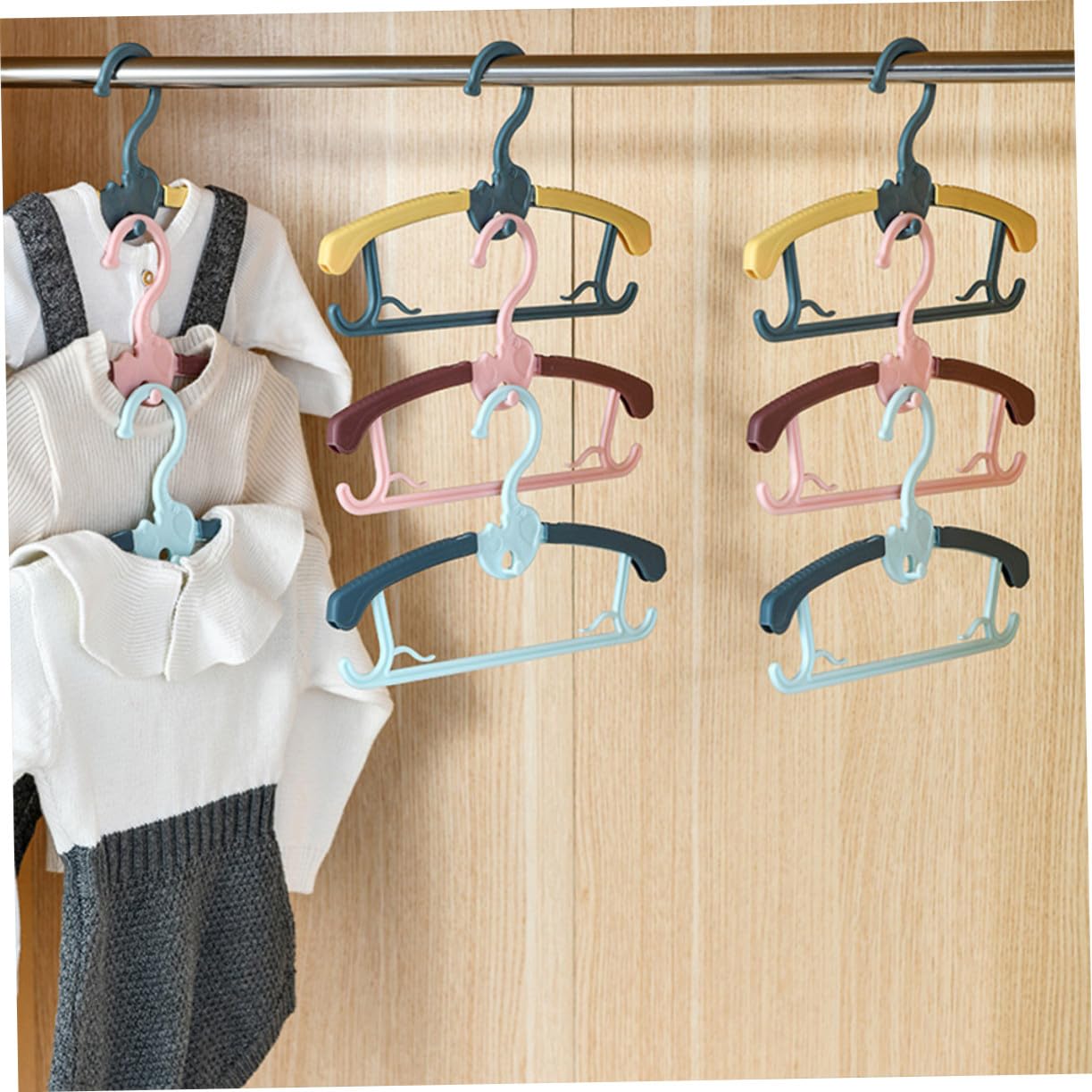 Cabilock Einziehbarer Kleiderbügel Platzsparender Kleiderständer 20 Stück für Babykleidung rutschfeste Kleiderbügel aus PP für Kinder Schrank