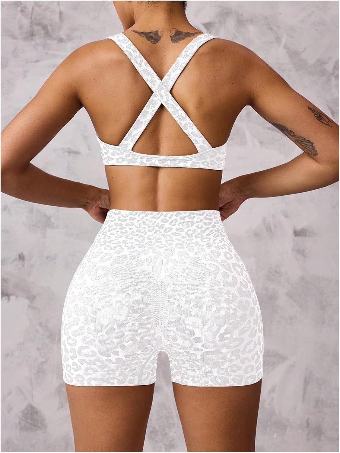 SHENHE Women's Leopard Workout Set 2 Piece Twist Front Cross Back Sports Bra Biker Shorts Set