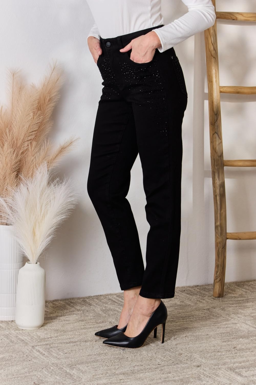 Judy Blue Woman's Rhinestone Embellishment Slim Jeans (US, Numeric, 11, Regular, Regular, Black)
