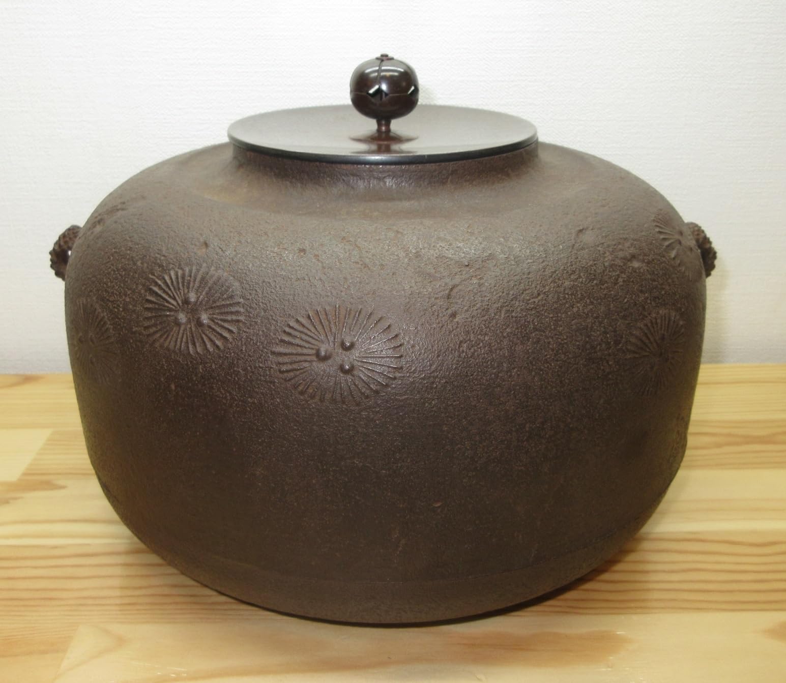 Amazon｜ノーブランド品【逢絢亭】茶道具釜炉釜茶釜田口釜唐松地紋釜師 