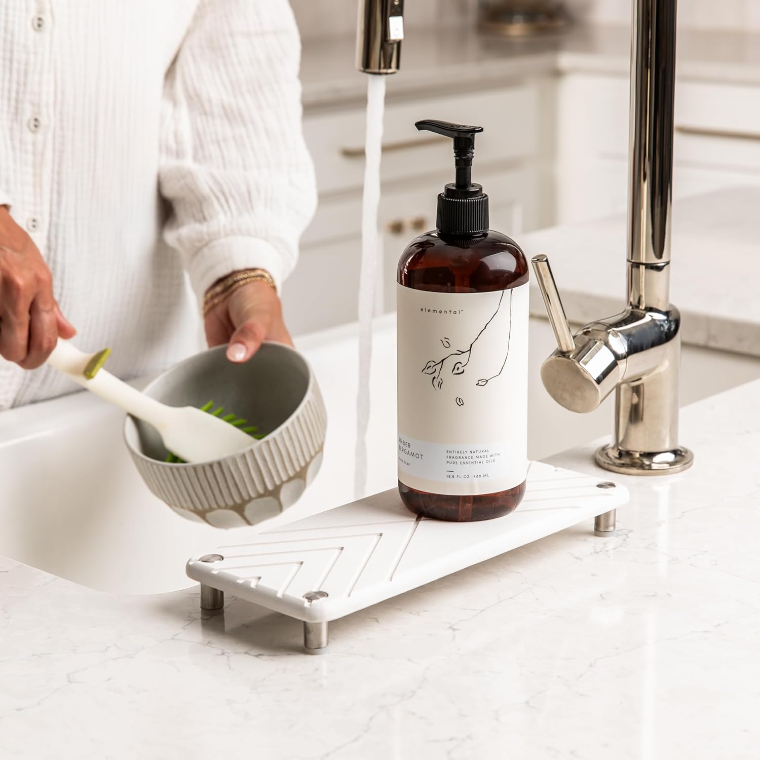 ZAZ Instant Dry Sink Caddy, Kitchen Sponge Soap Holder Dispenser, Bathroom Countertop Fast Drying Stone (Snow White)