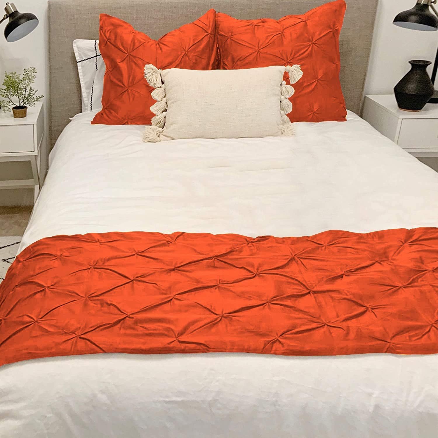 800 Thread Count Pinch Pleated Bed Runner 1 Pieces Solid 100% Egyptian Cotton Soft Fade-Resistant Easy Care Decorative Bed Scarf