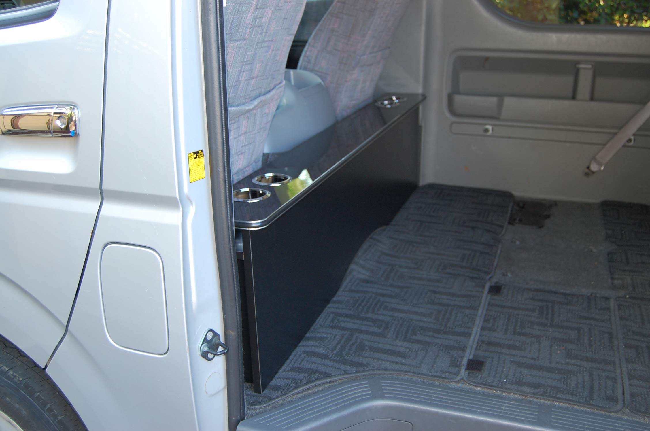 Amazon | トヨタ 200系 ハイエース ワイドボディ用セカンドテーブル 04