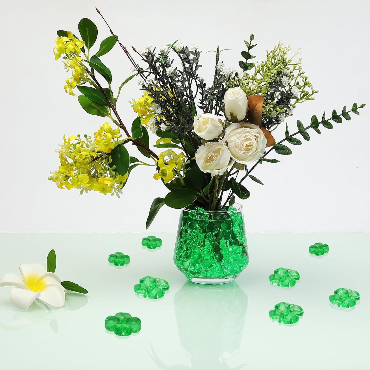 Acrylic Shamrocks St Patricks Day Decorations, 65pcs Mini Green Clear Crystal Clover Vase Filler Ornaments for Table Centerpieces DIY Crafts