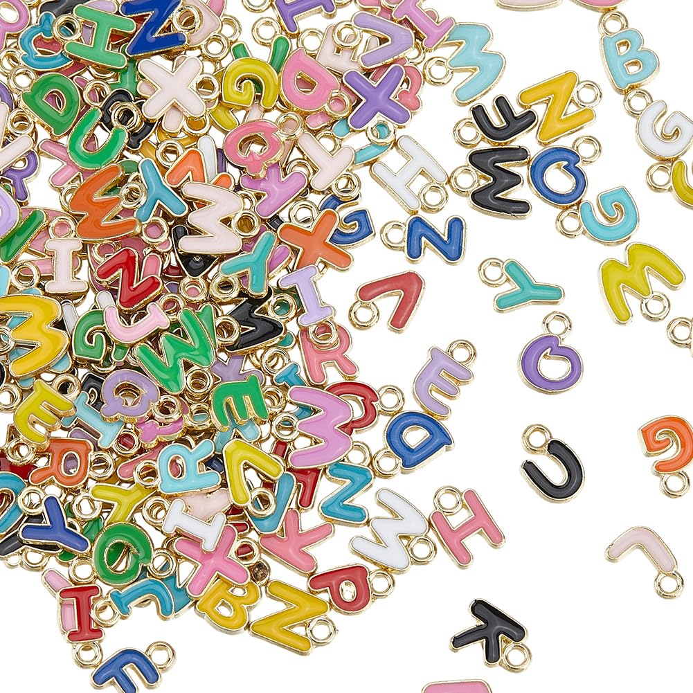 SUNNYCLUE 1 Boîte De 180 Breloques En Émail En Vrac En Métal Alphabet A à Z Lettres Majuscules Pendentifs Pour La Fabrication De Bijoux Collier Boucles D'Oreilles Bracelets Porte Clés Sac Décor