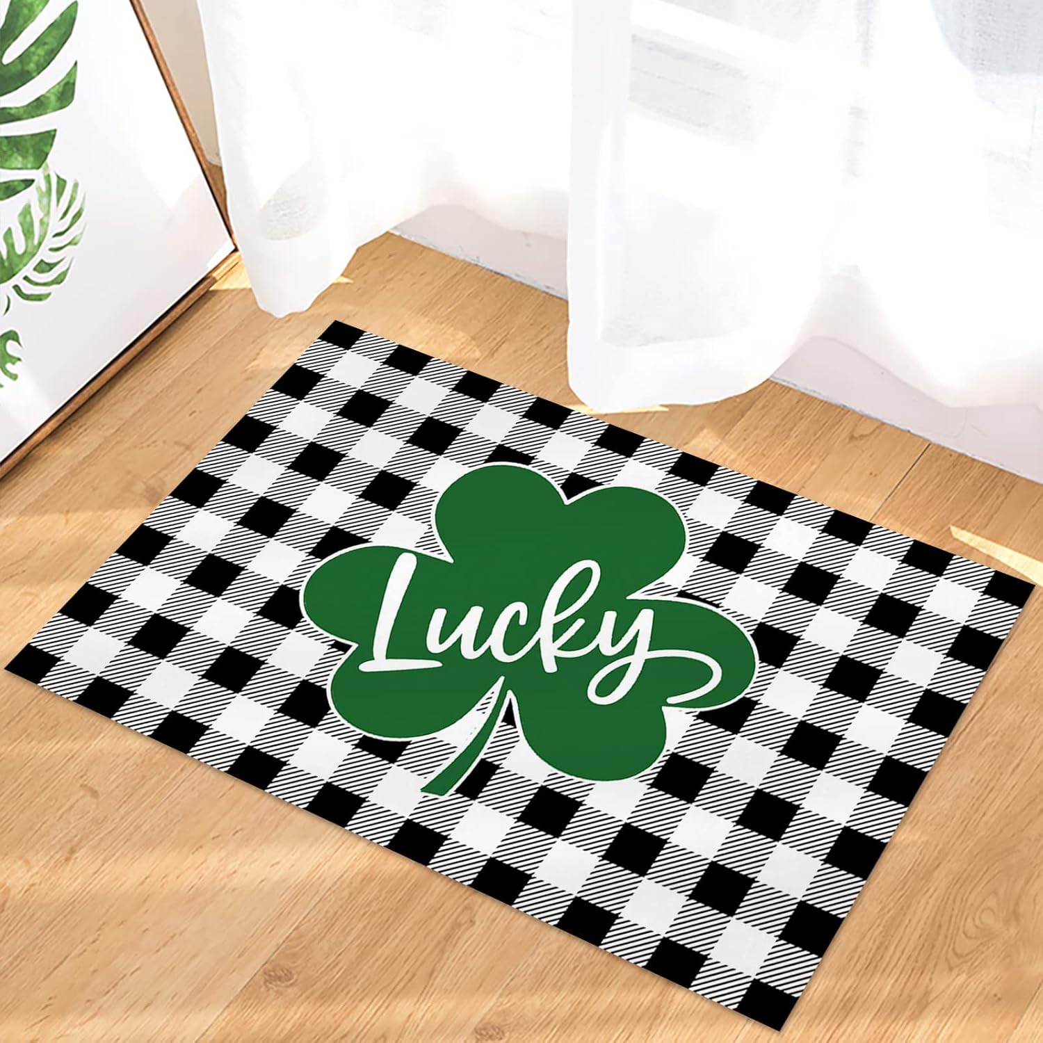 Door Mat St. Patrick's Day Lucky Green Shamrock Black and White Buffalo Plaid Welcome Mats for Front Door,Indoor Outdoor Entry Doormat,Non-Slip Kitchen Rug,Washable Floor Mat for Bathroom 20x31.5inch