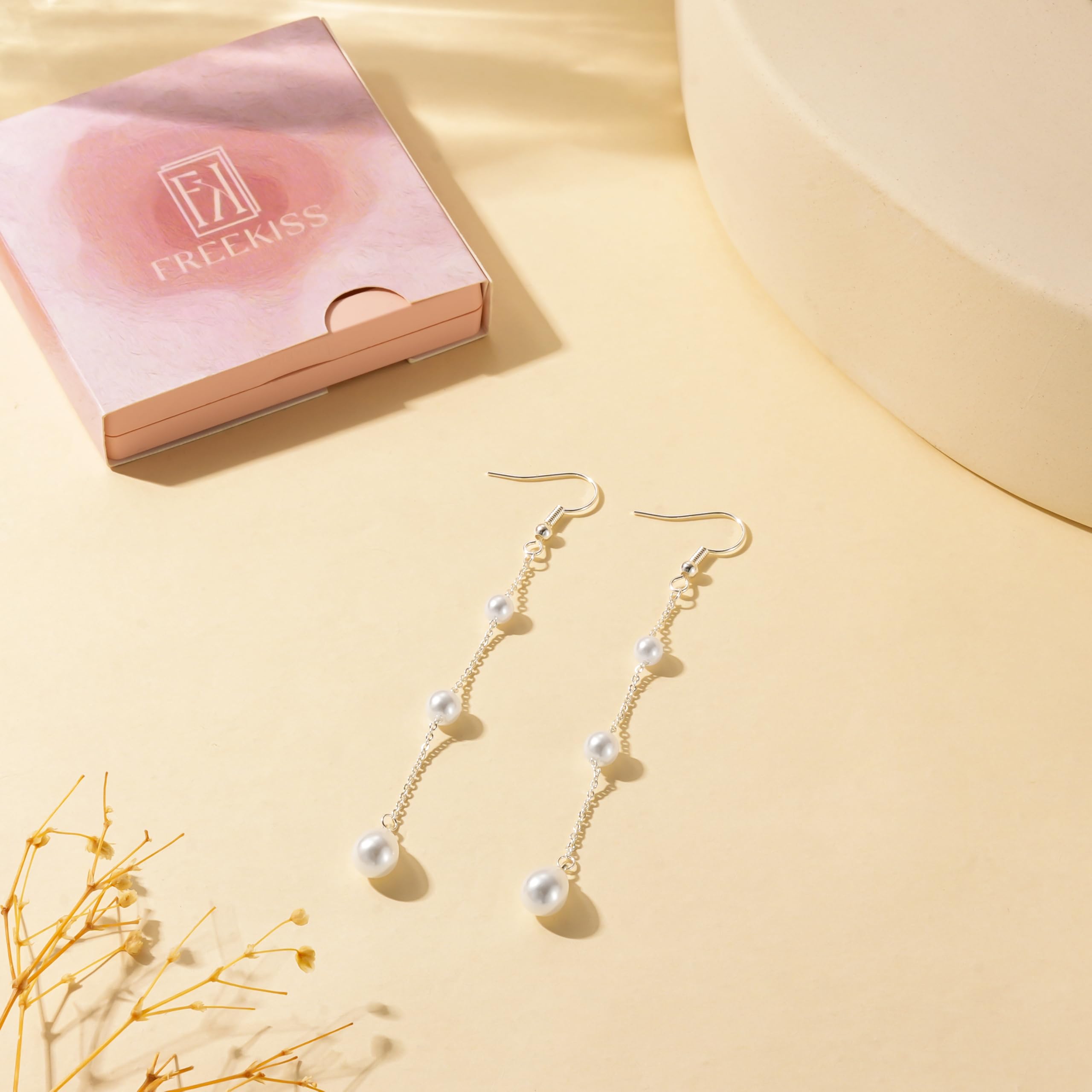 Freekiss Pearl Earrings for Women Trendy: Flat Back Stud Earrings 14K Gold Plated/925 Sterling Silver Freshwater Pearl Dangle Earrings Cute Bow Earrings Wedding Jewelry Birthday Gifts for Women Girls