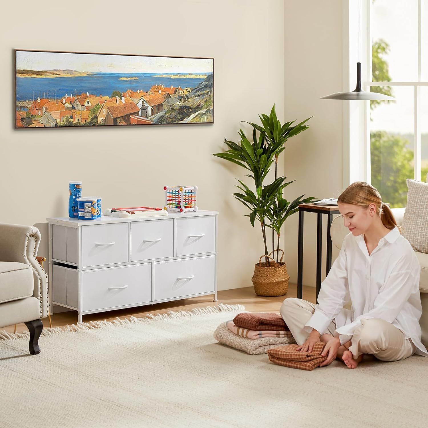 DUMOS Cómoda con cajones, cómoda y aparador para Dormitorio, Armario de 5 cajones, cómoda de Tela con Marco de Acero, Armario pequeño, Ideal para Pasillo, salón (Blanco)