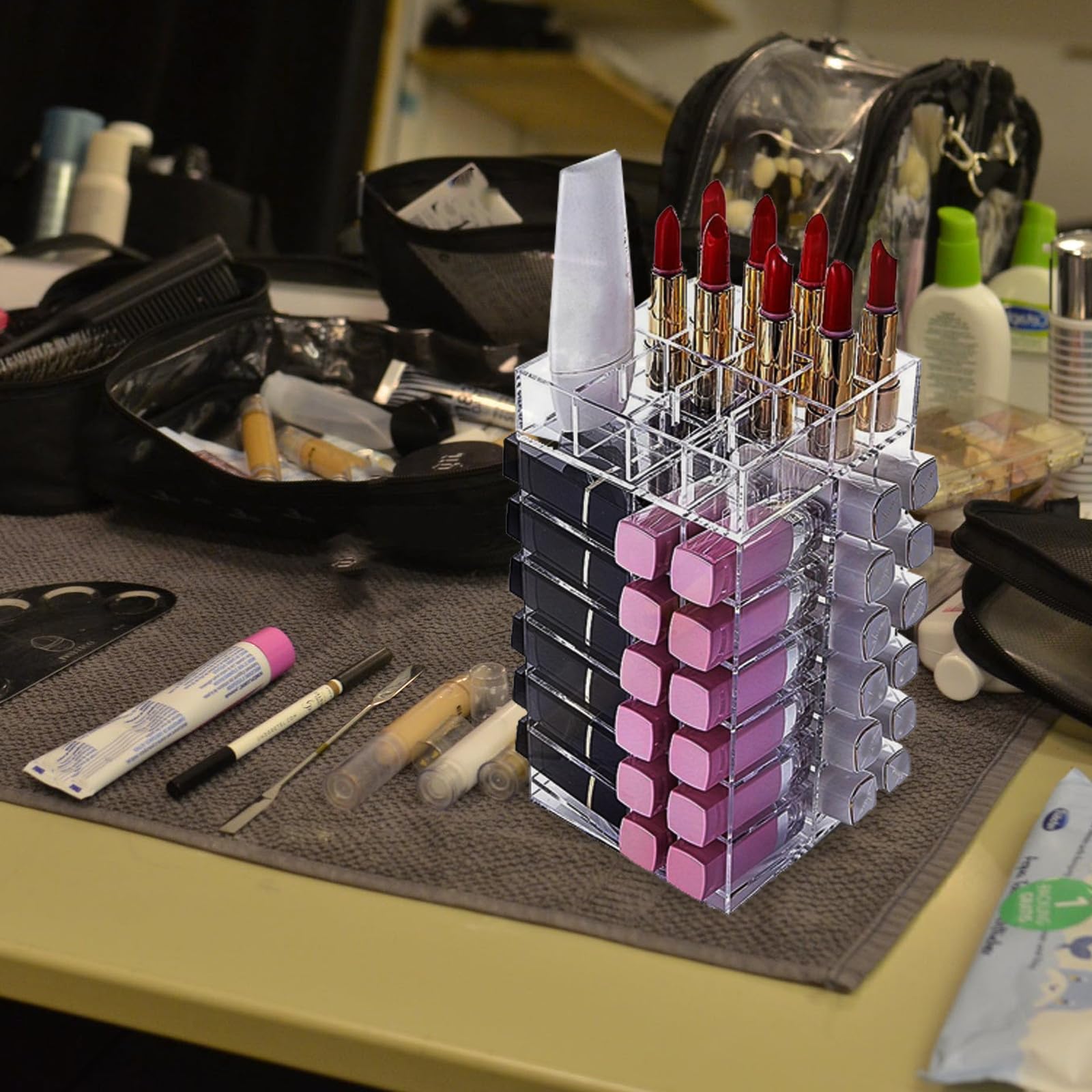 Generic Lippenstift und Abnehmbarer Lippenstift Organizer Acryl mit 64 Fächern Organizer Drehbarer Lippenstiftständer Praktischer Tisch für Zuhause und Schminktisch