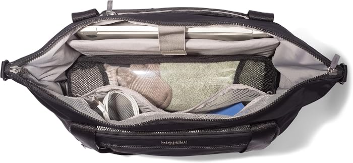 Женские сумки Baggallini Park Ave Overnight Tote — фото 6
