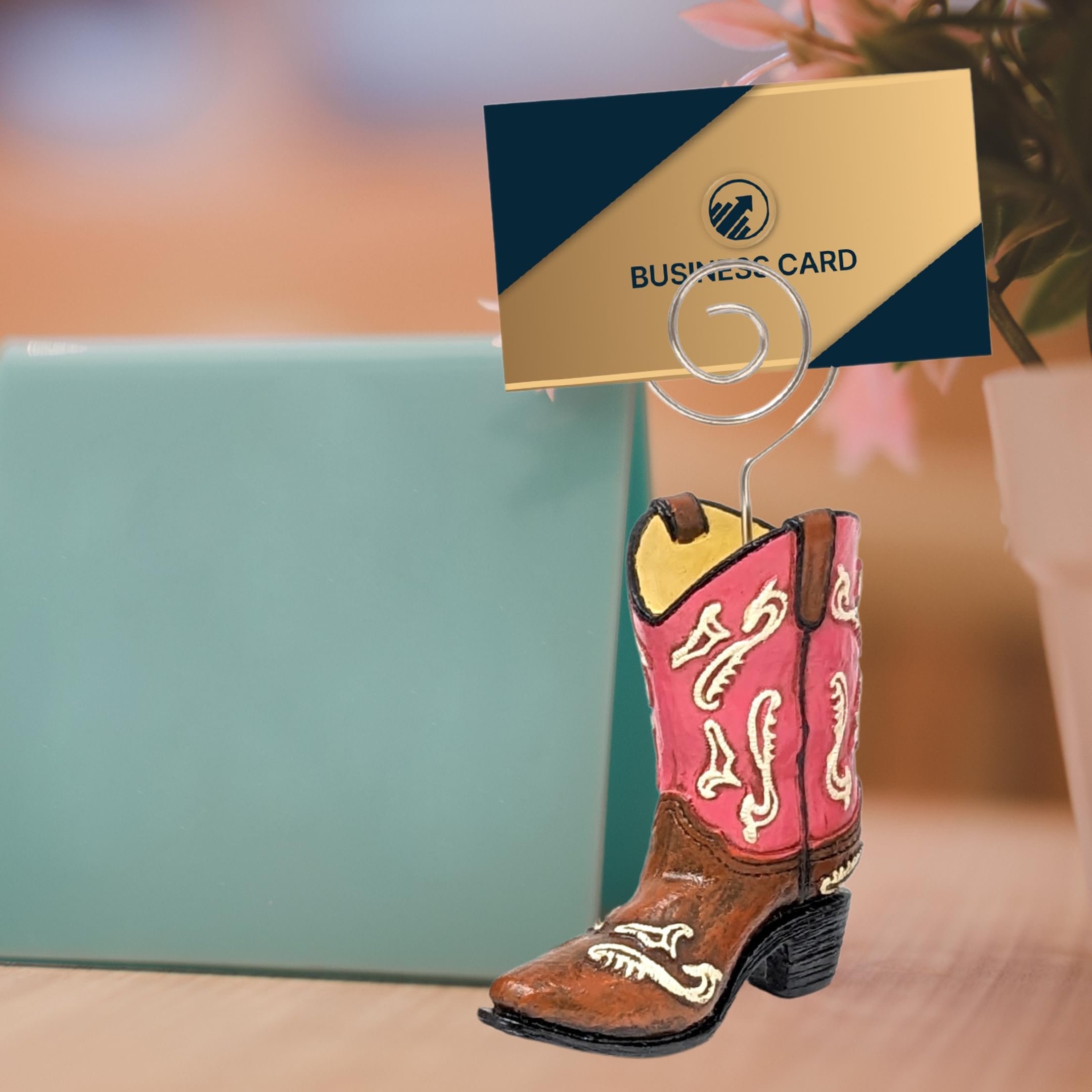 Juego de 4 mini tarjeteros, diseño de bota de vaquero, figuras decorativas de resina con alambre de remolino para tarjetas de visita, números de mesa, fotos o carteles, decoración de mesa occidental