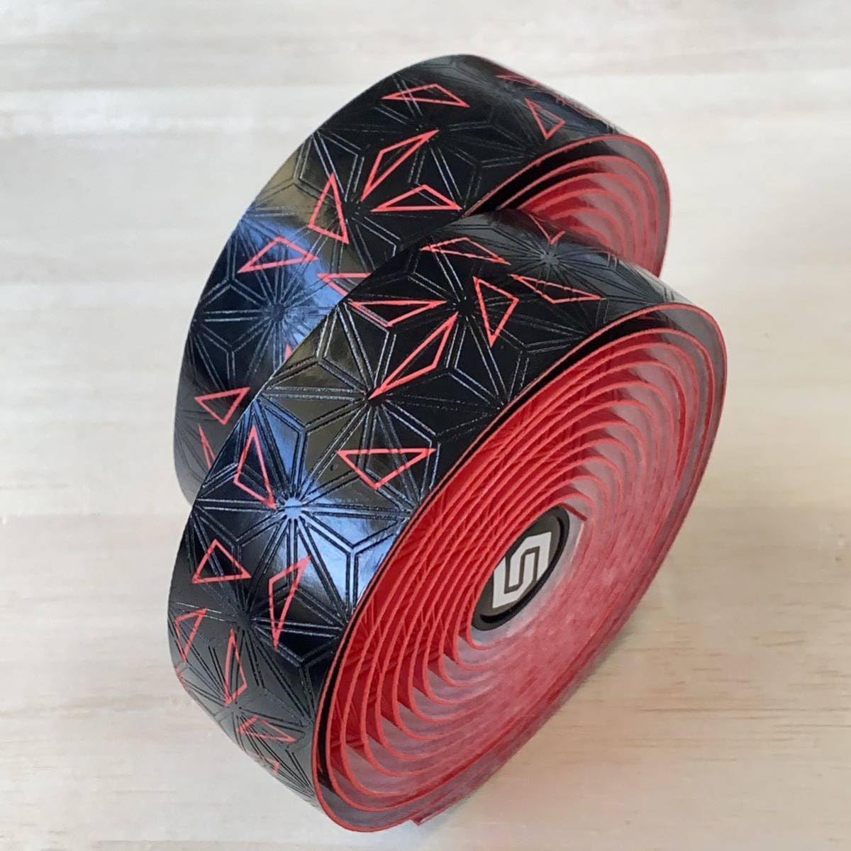 ハンドルテープ 衝撃吸収性バーテープ ロードバイク レッド 赤 Amazon.co.jp: ハンドルテープ 衝撃吸収性バーテープ レッド 赤 ロード