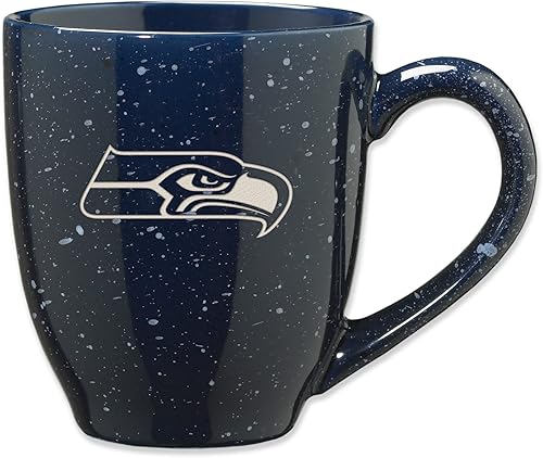 Miniatura 370 de Rico Industries, NFL Football - Taza de café de 16 oz de cerámica moteada, grabada con láser y de color de los equipos de fútbol americano de la NFL
