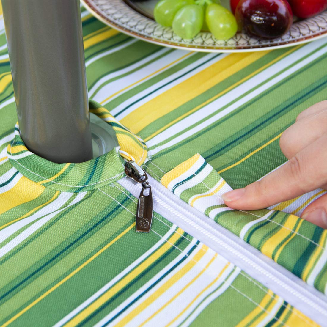 Eternal Beauty Runde Tischdecke – 132 Cm, Auslaufsicher Mit Regenschirmloch Für Outdoor-Tische