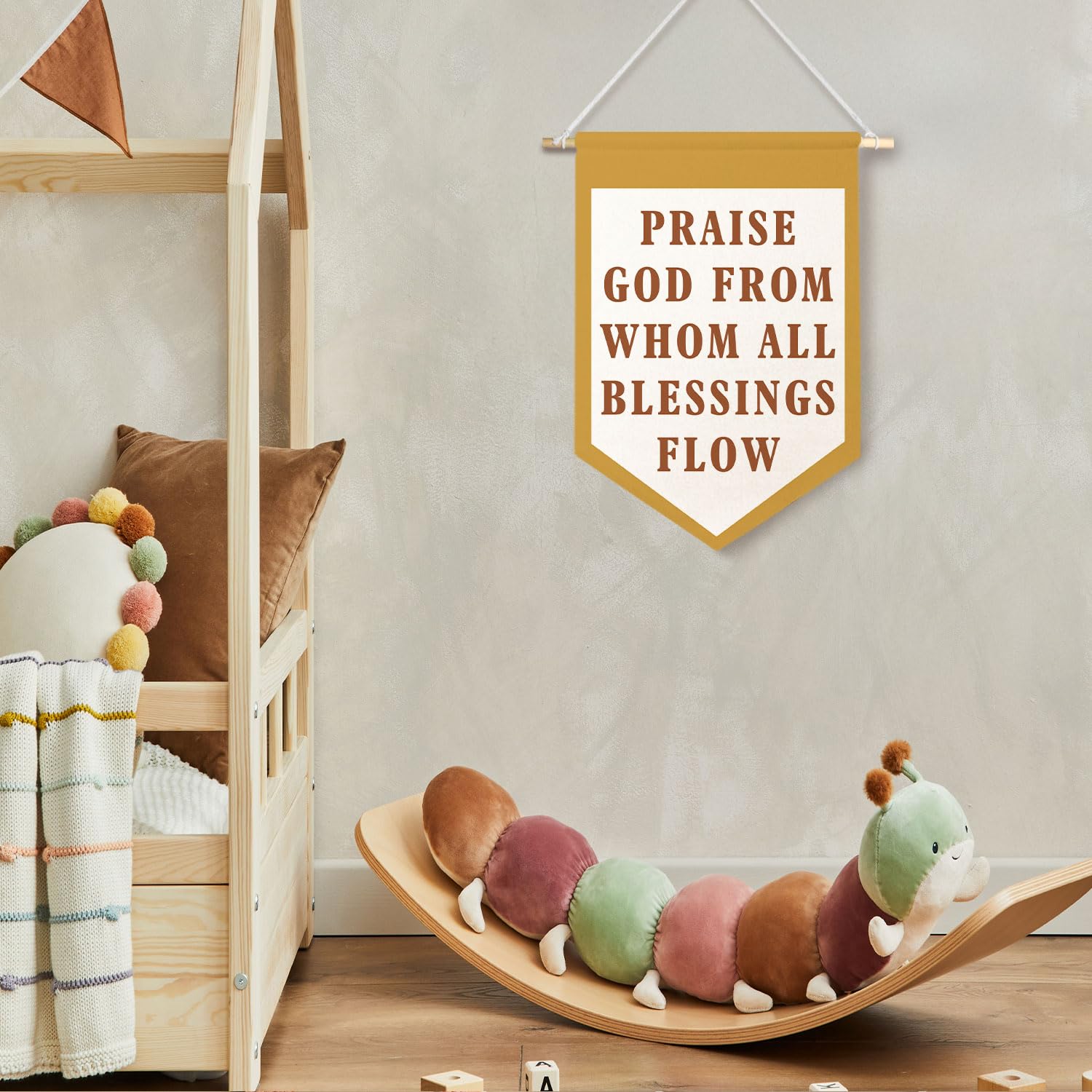 ChenCraty Christian Wall Canvas Banners, Praise God from Whom All Blessings Flow Hanging Pennant Flag Banner, Religious Bible Verse Scripture Wall Decor for Bedroom Living Room Home Church Office