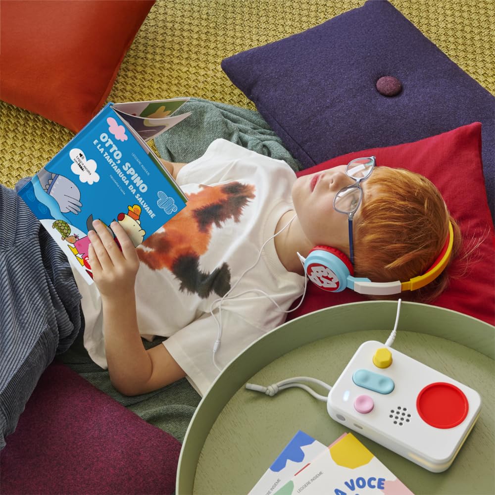 FABA Bundle Raccontastorie interattivo per Bambini da 0 a 10 Anni, Luce Notturna, Gioco educativo Musicale, Versione Italiana + Libro Otto, Spino e la Tartaruga da Salvare. Leggi e Ascolta