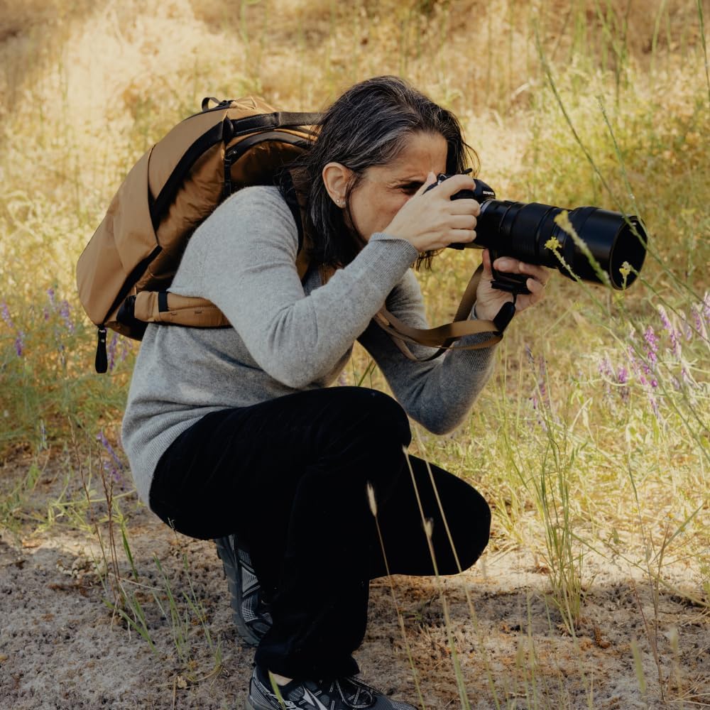 Peak Design Everyday Backpack 20L, Coyote, MagLatch Top, Dual Side Access, FlexFold Dividers, Fits 15" Laptop, For Camera Carry, Daily Commutes or Travel, Versatile Backpack for Men and Women - Image 8