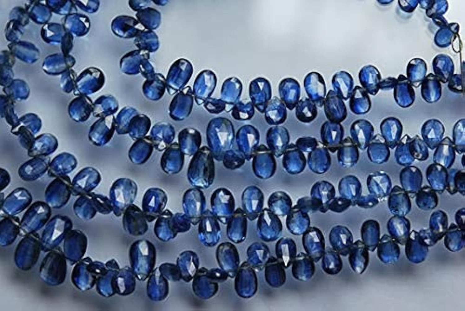 Kyanite bleue naturelle briolettes 8-5mm idéale pour atelier création bijoux