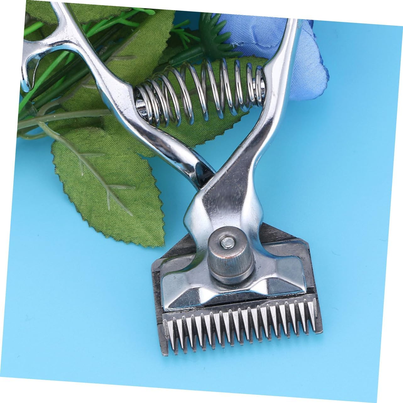 FRCOLOR Ultra-Silent Manual Hair Trimmer for Pets 3-Piece Grooming Kit Precision Blades Low Noise Dog and Cat Clippers for Home Grooming and Professional Use