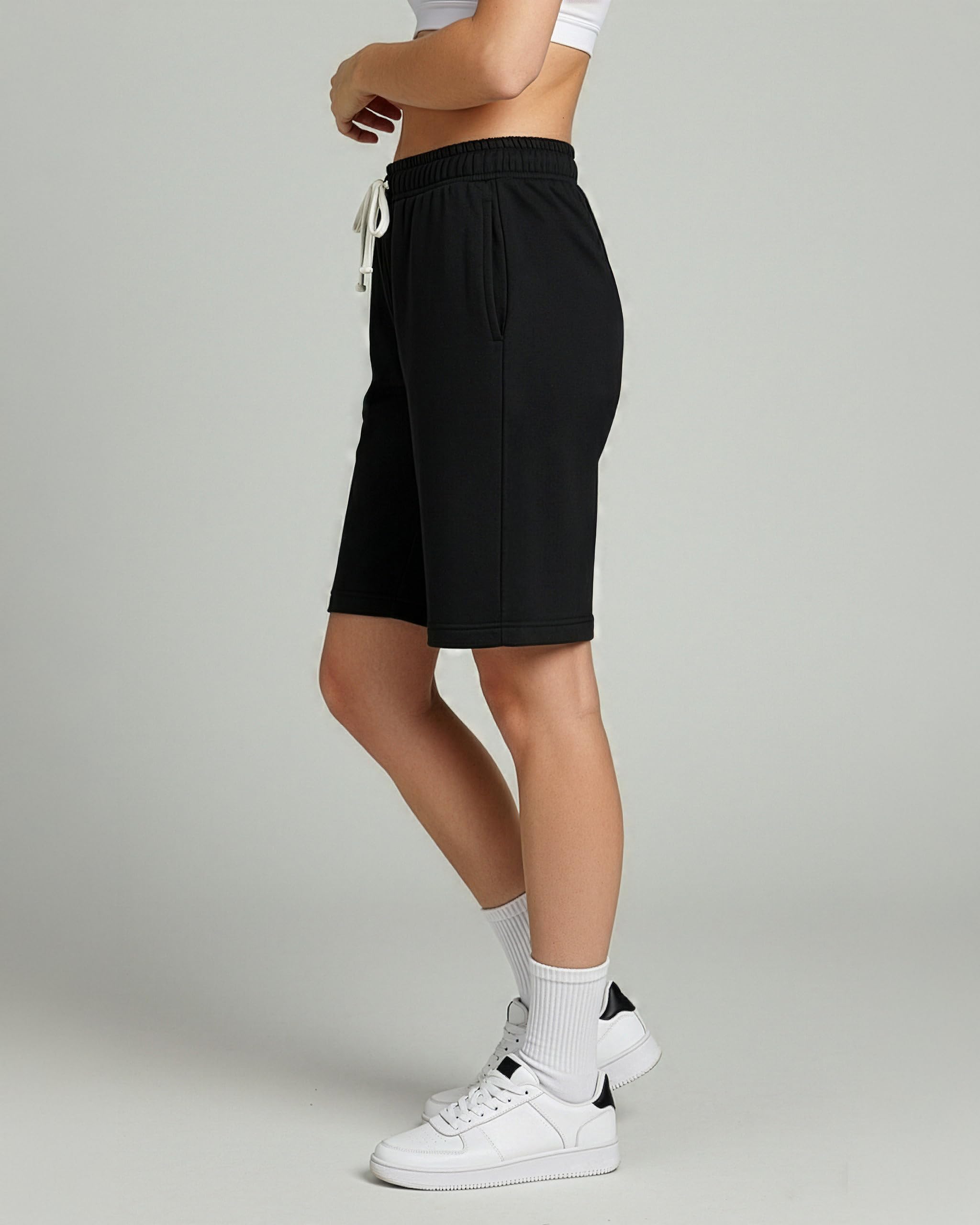 Real Essentials 3er-Pack: Damen-Bermuda-Shorts aus Baumwoll-Frottee-Jersey, 22,9 cm, Taschen, lässig, Lounge/Yoga (erhältlich in Übergröße)