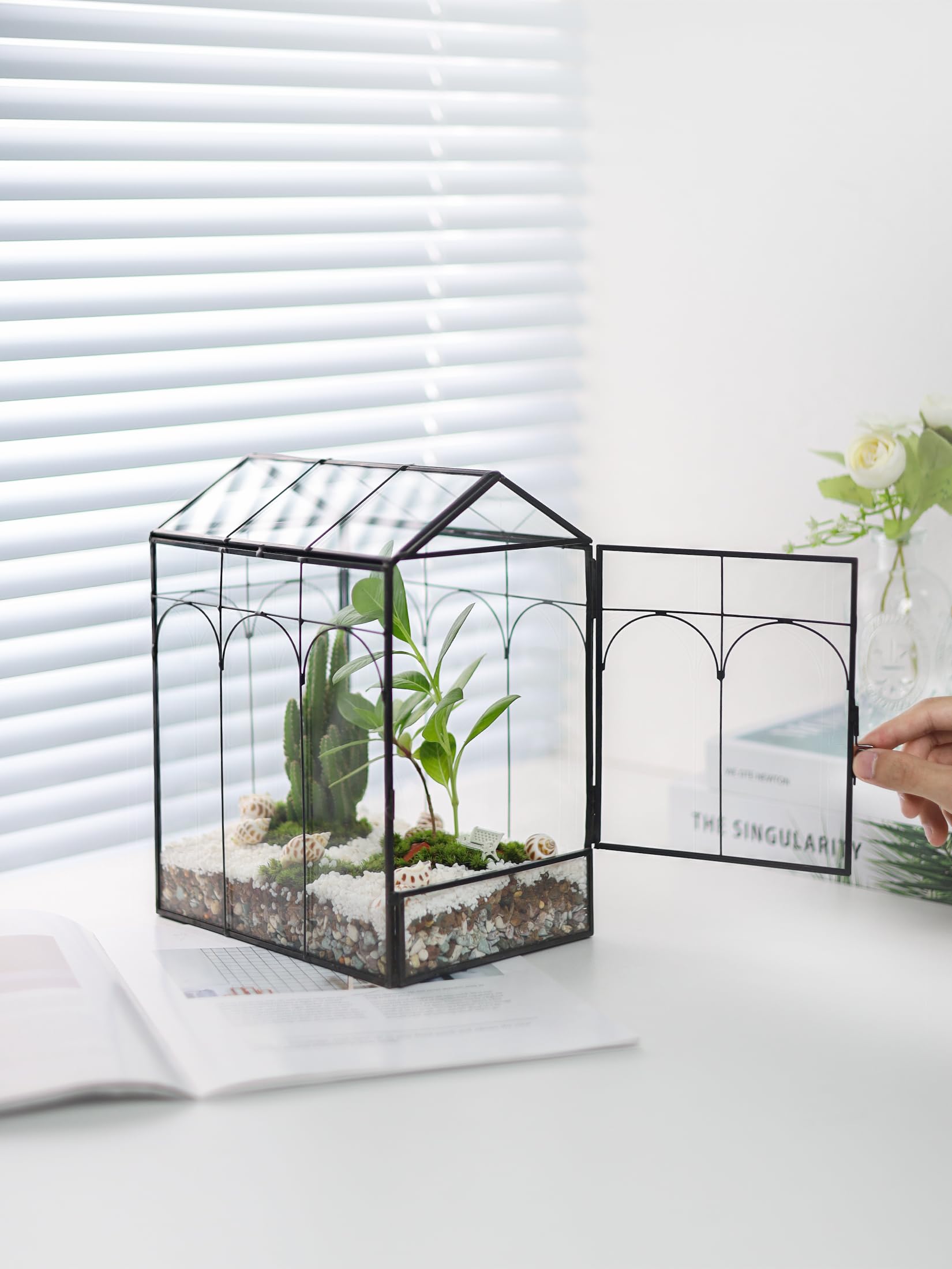 REDHUGO Glass Plant Terrarium Handmade, Tabletop Greenhouse Plant Container Mini Greenhouse Indoor, Display Box Mordern Decor DIY Gift for Succulent Cacti Air Plants Flowers, Large Church Shape,Black