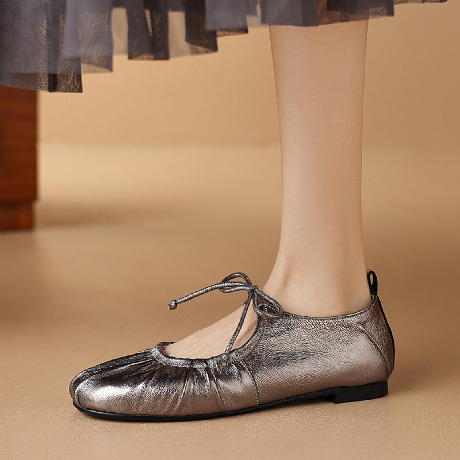 Generico Ballerine da Donna Metallizzate Punta Quadrata Tomaia Arricciata con Dettaglio Fiocco Tacco Basso Blocco Pelle Sintetica Comode per Festa