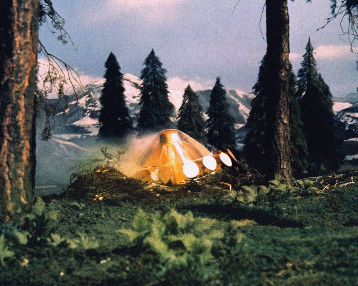UFO (TV) Scene 10x8 Photo