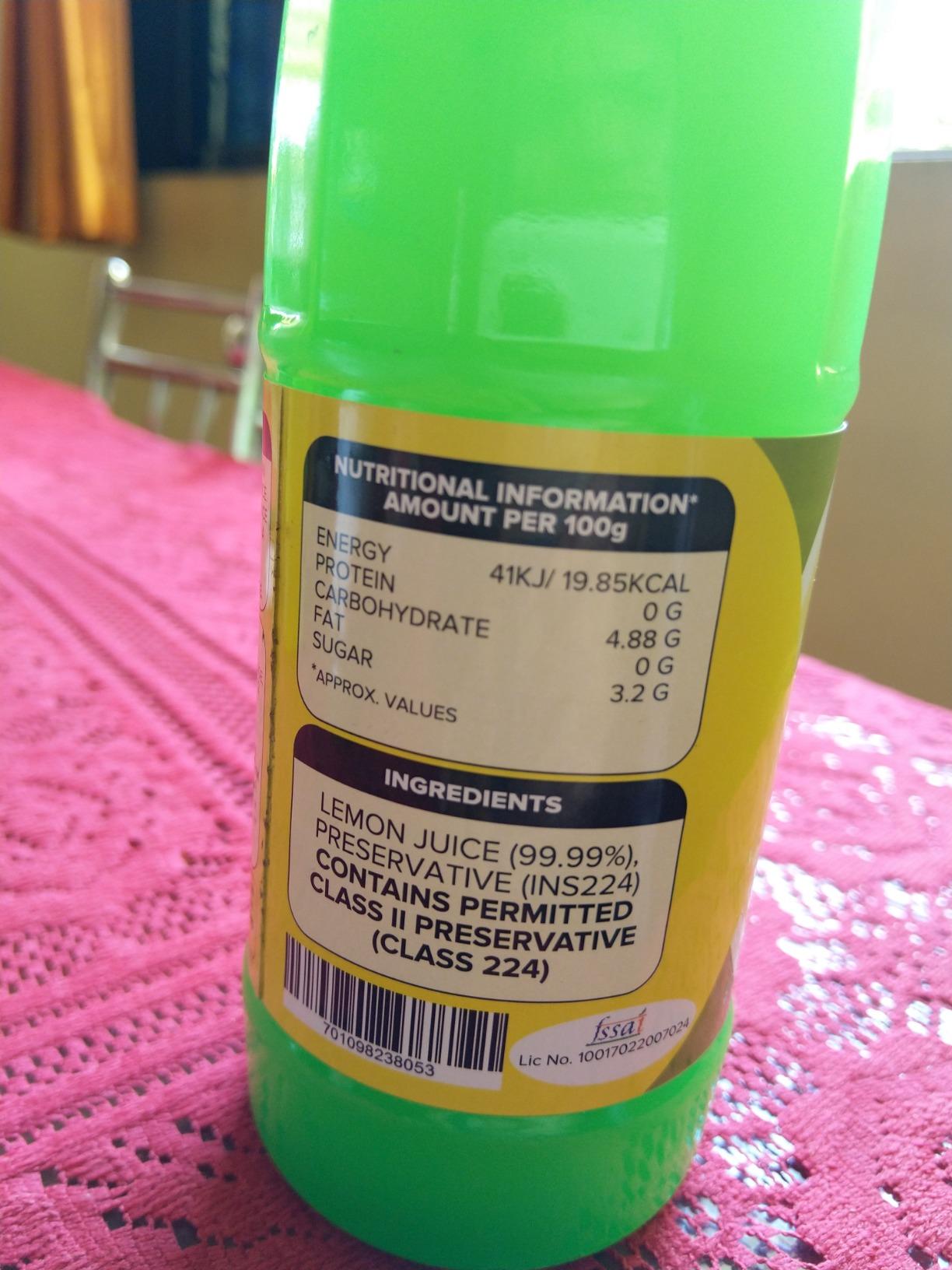 Urban Platter Lemon Juice Concentrate, 700ml [Equivalent of 70 Lemons!, Quick and Easy, Ideal