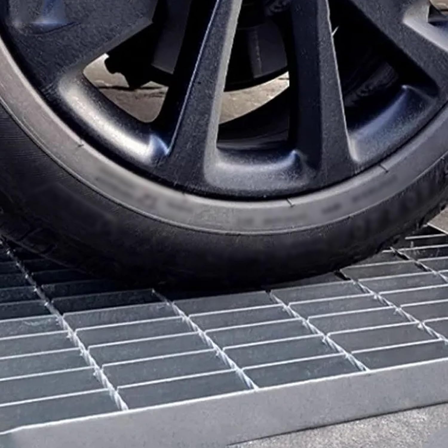 Galvanized Steel Drain Grate, Outdoor Drainage Channel, Metal Manhole Cover, Concrete Floor Drain Cover (50x20x3cm) - Heavy Duty, Rust Resistant, Perfect for Landscaping