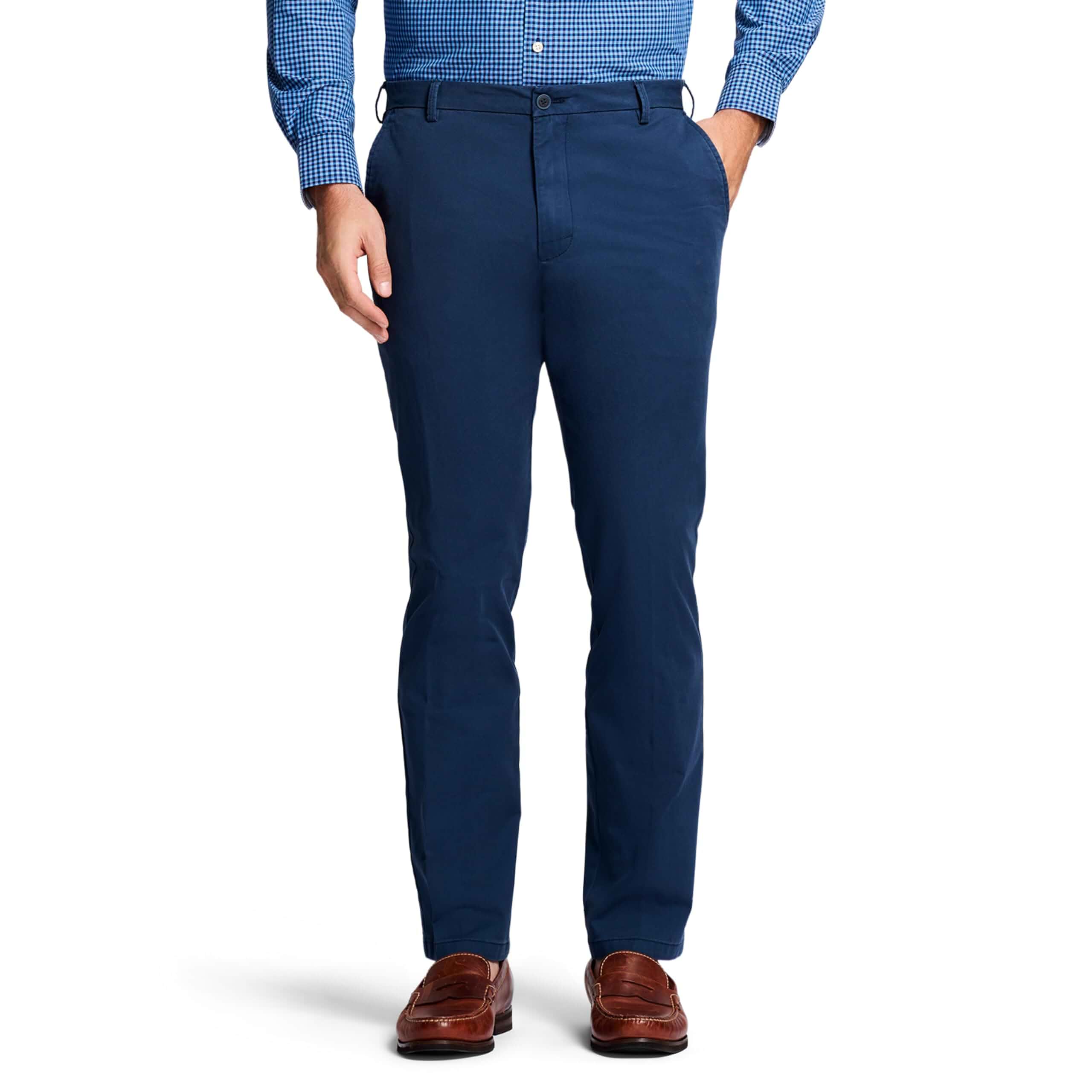 Izod Men's Saltwater Stretch Flat Front Straight Fit Chino Pant Regular