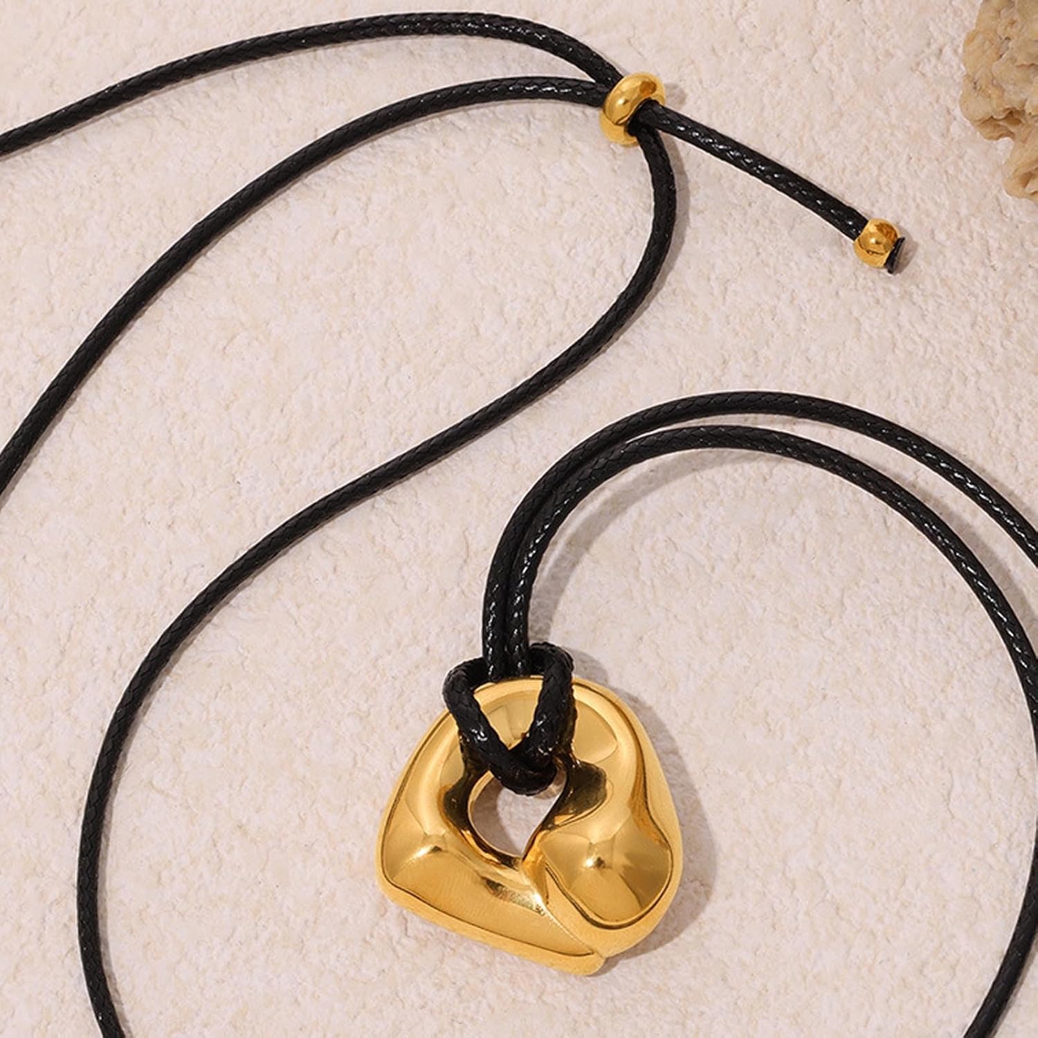 Frodete Statement Necklace for Women Chunky Gold Necklaces Long Pendant Necklace Boho Necklaces Gold Pendant Jewelry Cowboy Chic Style Cowgirl Outfit - Image 5