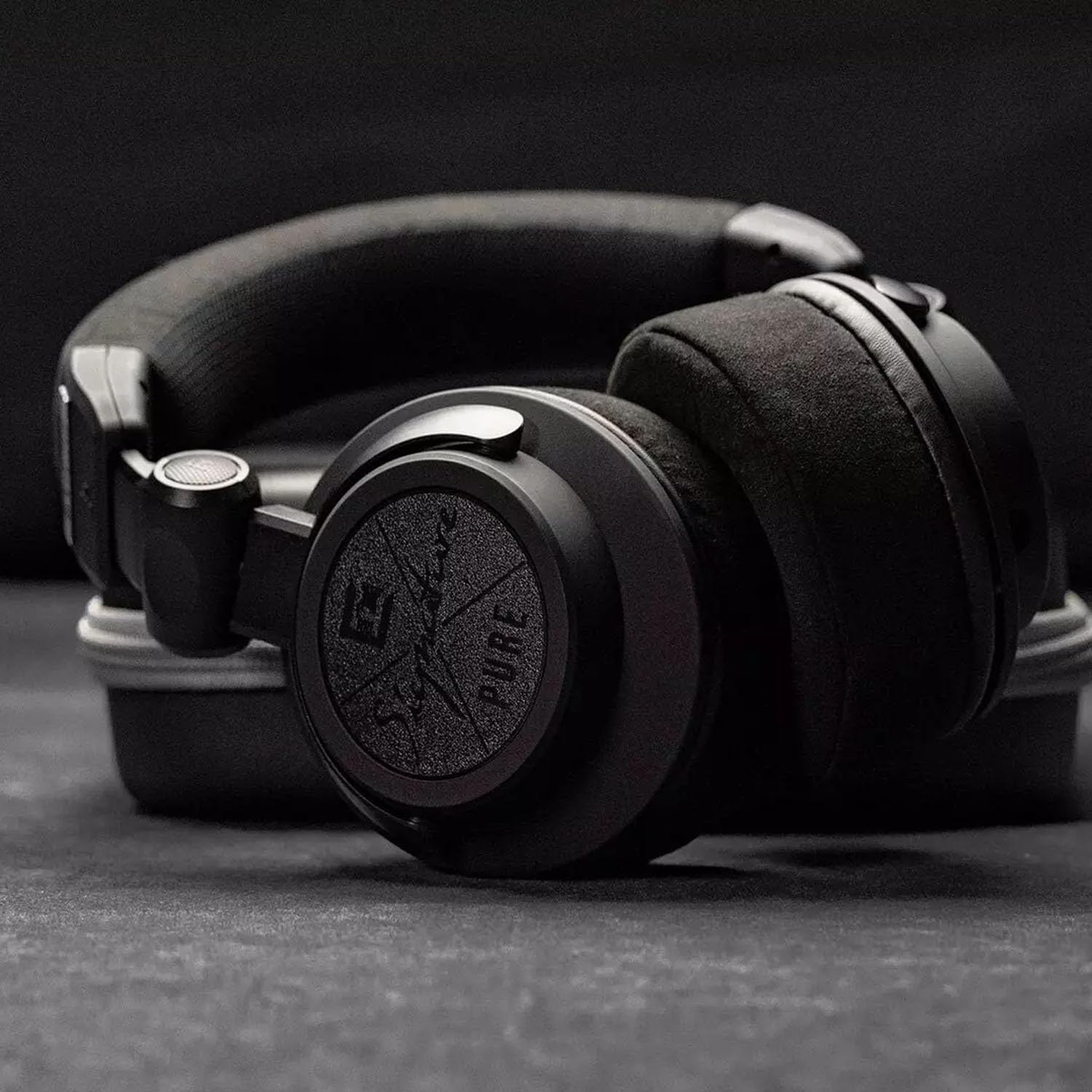 Ultrasone Signature Pure Studio Monitor Headphones + keepdrum