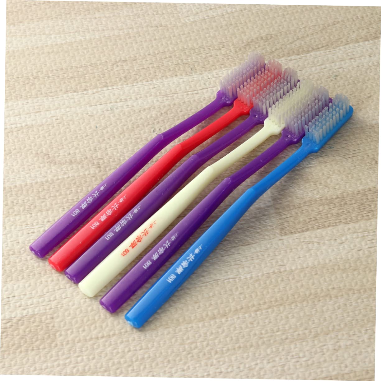 KOMBIUDA 24pezzi Spazzolini Manuali Per Adulti Con Setole Rigide Spazzolino Denti Per Igiene Orale Quotidiana Colori Random Design Antiscivolo Per Uso Viaggio e Casa